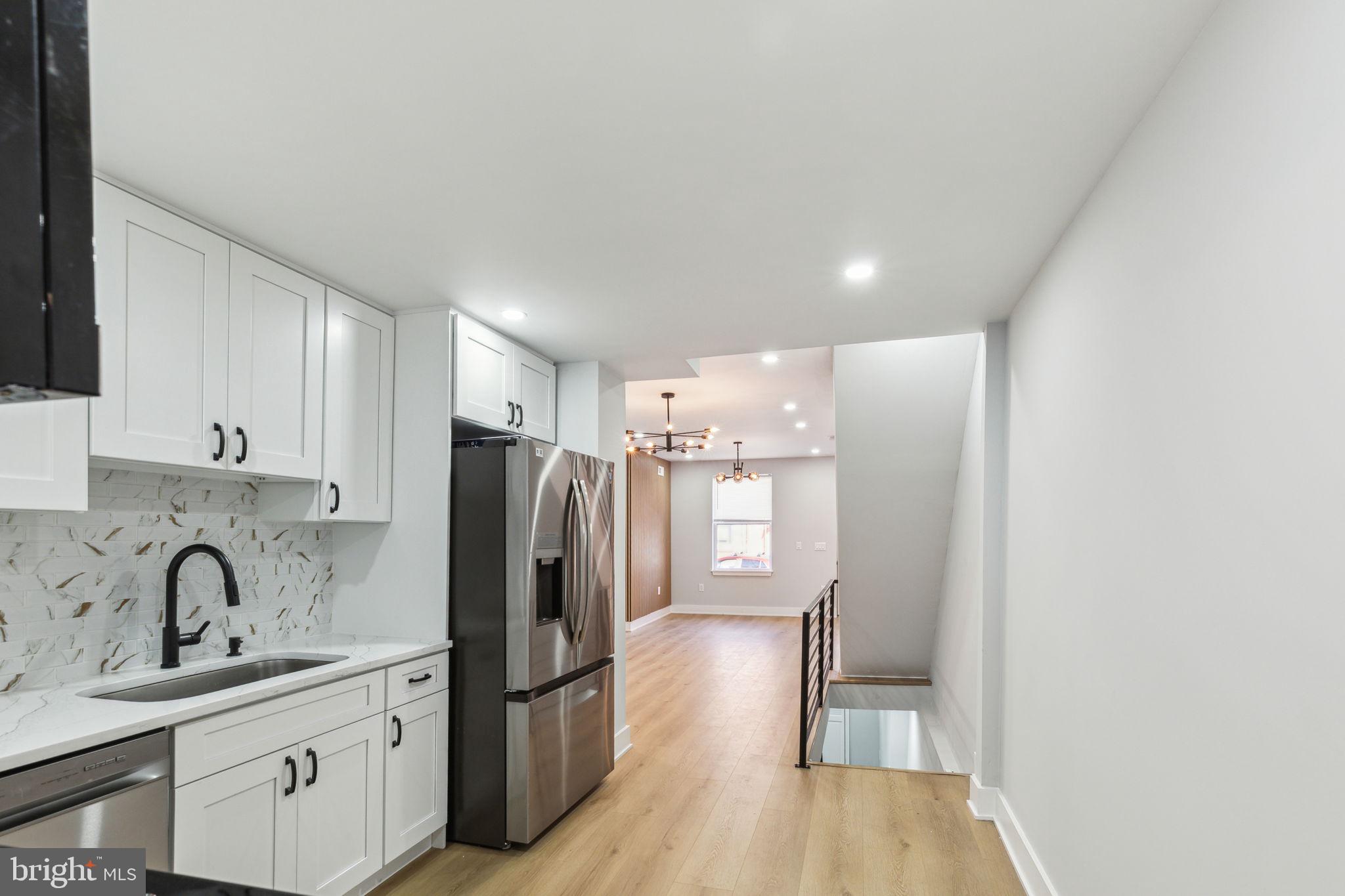 PORT RICHMOND - Residential