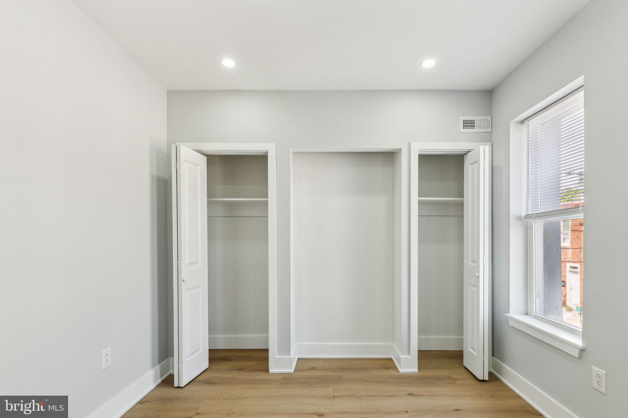 PORT RICHMOND - Residential