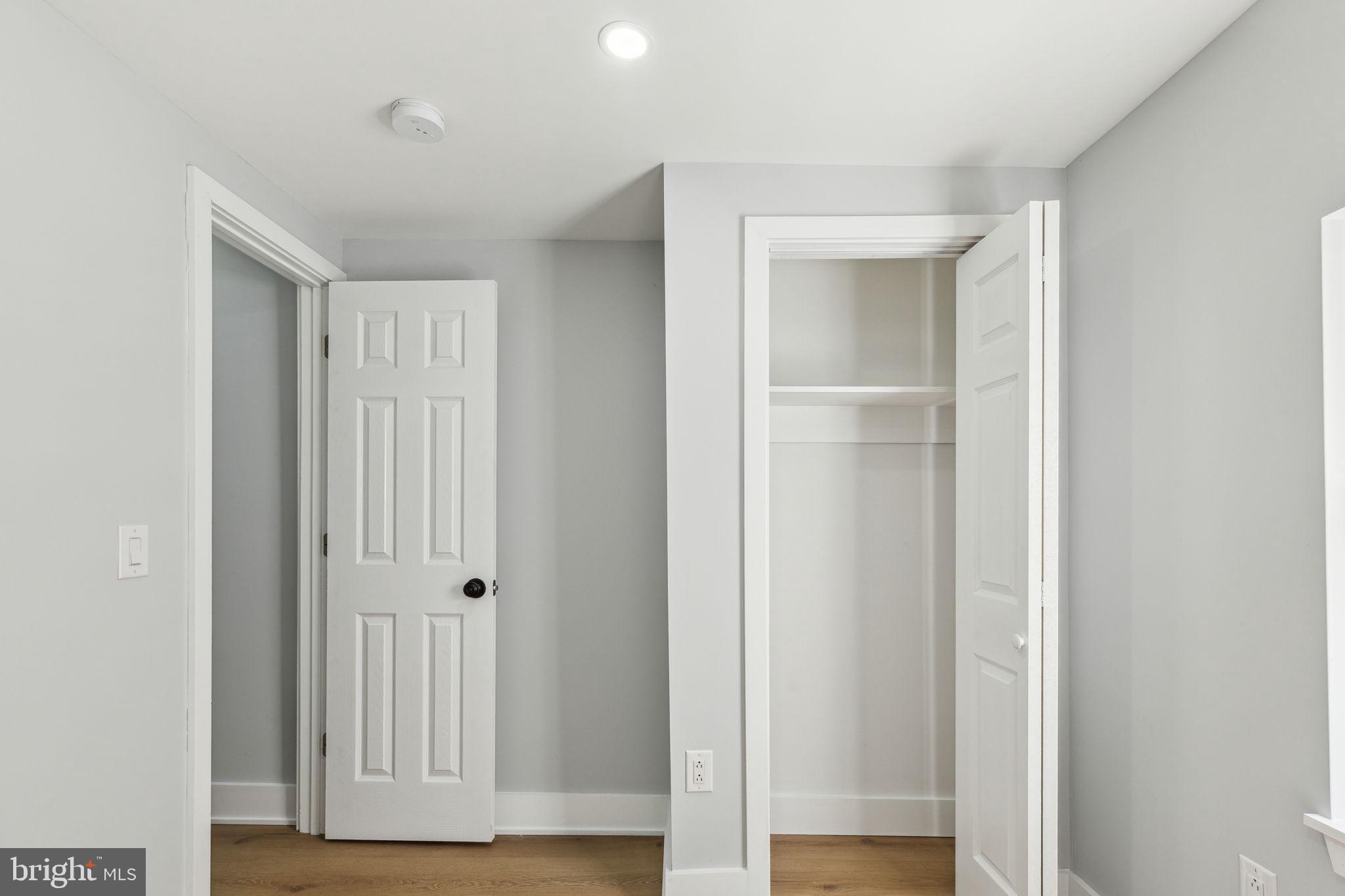 PORT RICHMOND - Residential