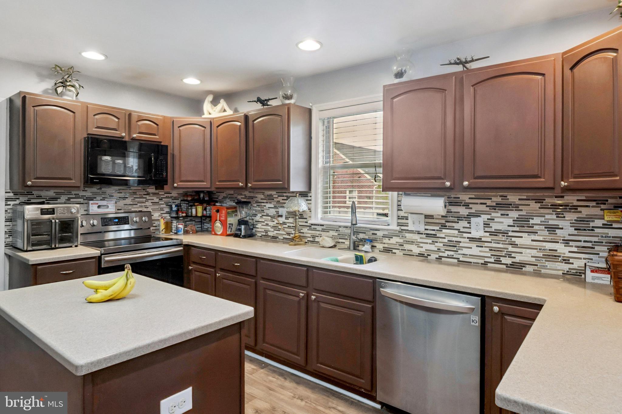 EASTERN HEIGHTS - Residential