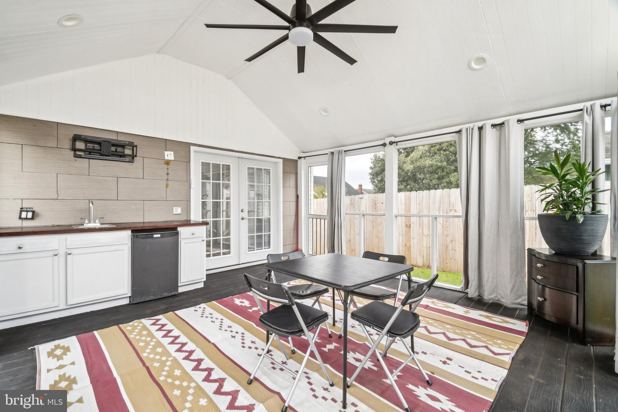 EASTERN HEIGHTS - Residential