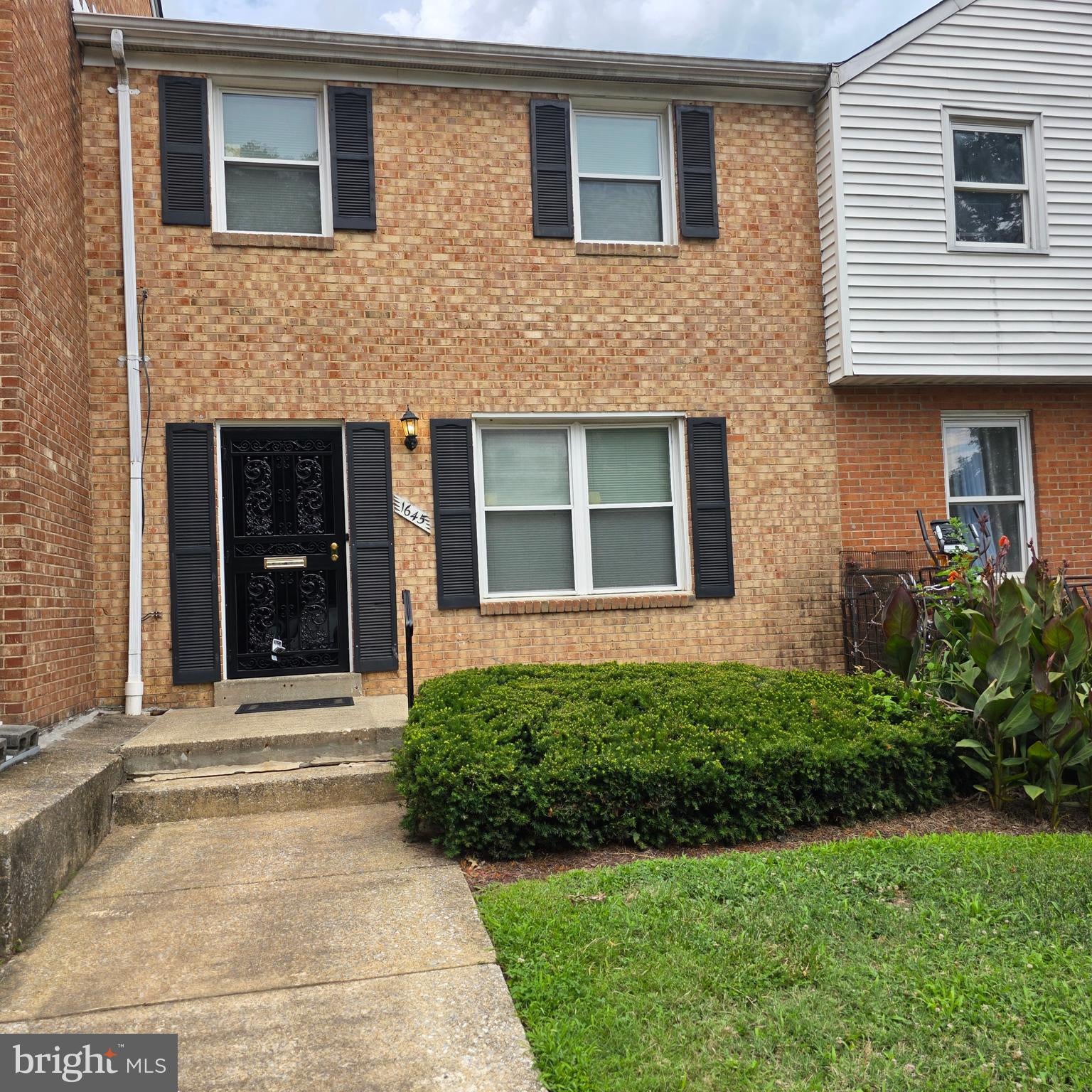 1645 ADDISON ROAD S