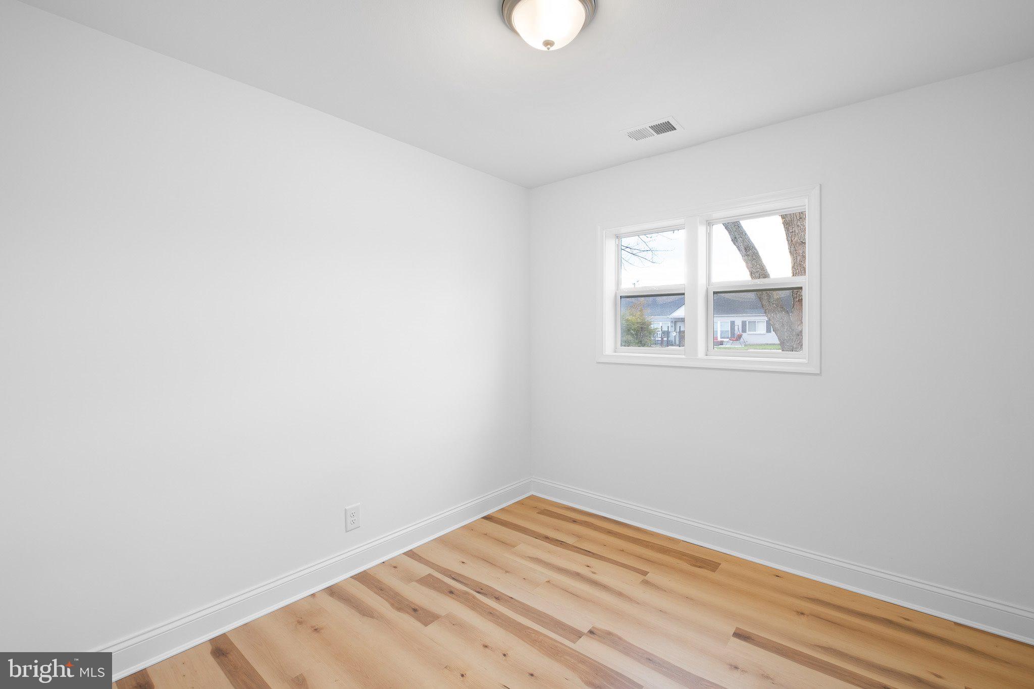 SIMONDS GARDENS - Residential