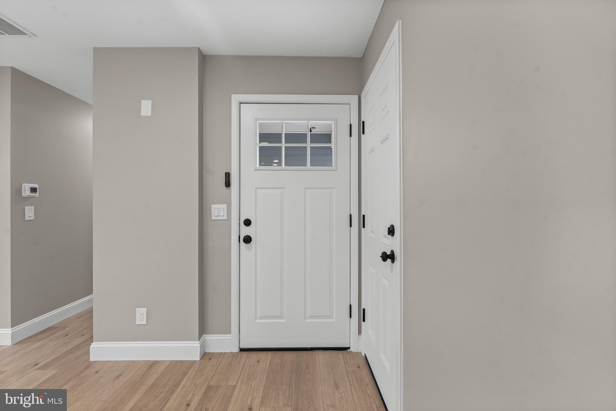 SILVER RIDGE PARK EAST - Residential