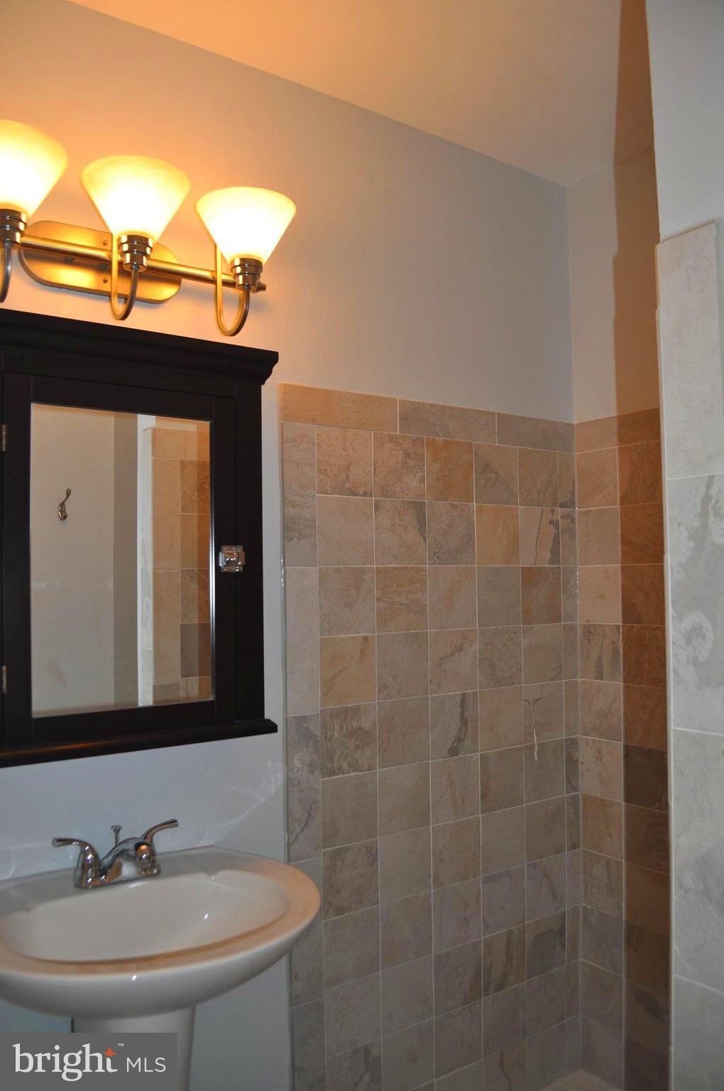 CEDAR GROVE PARK - Residential