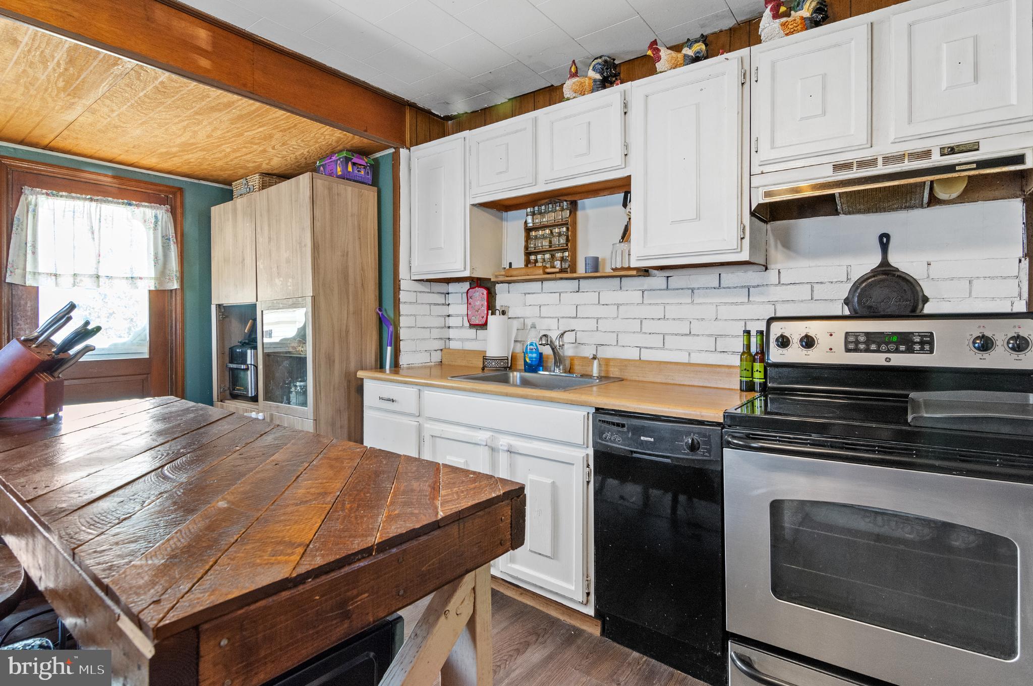 VICTORY VILLA - Residential