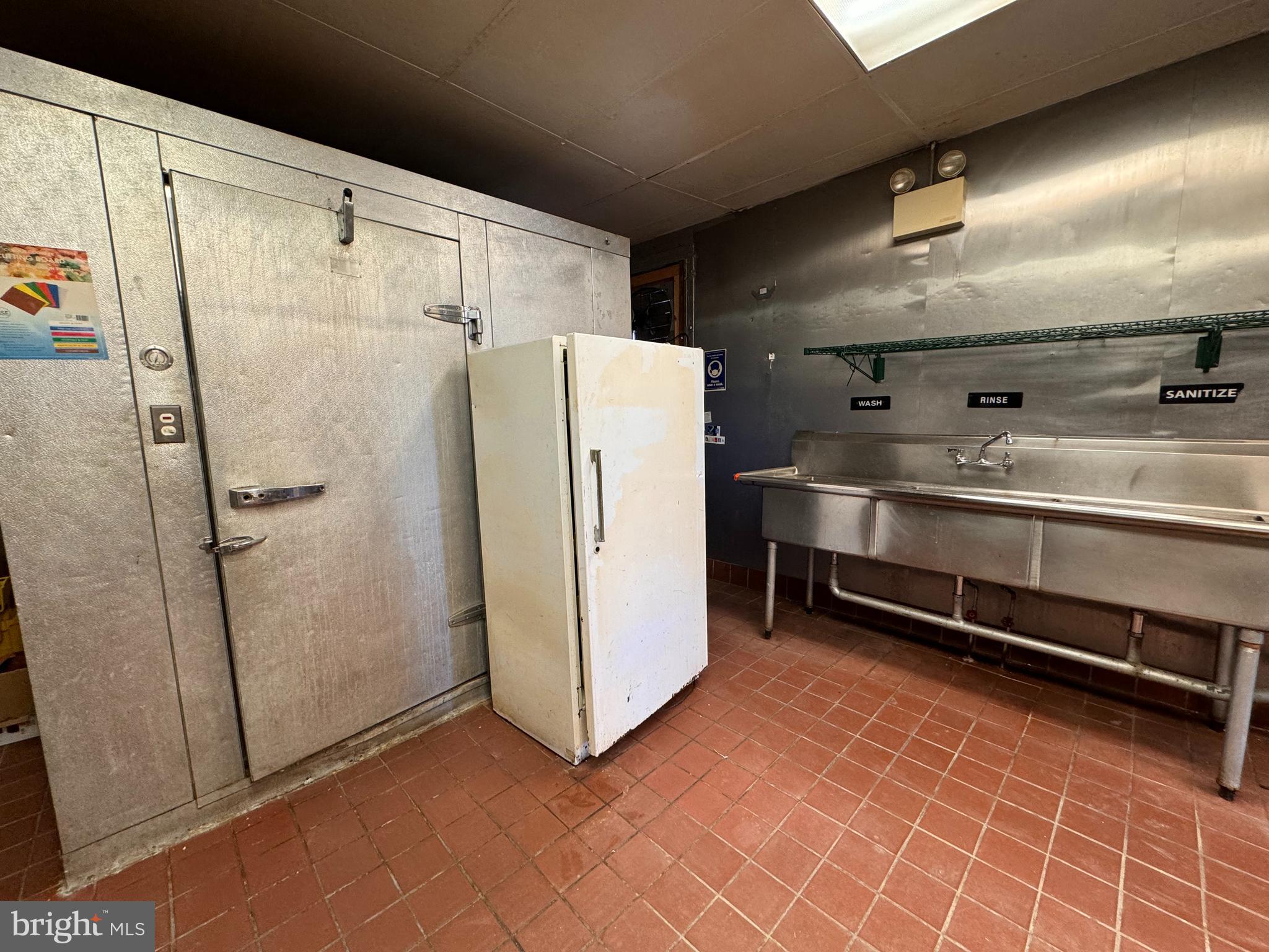 5543 TORRESDALE AVENUE