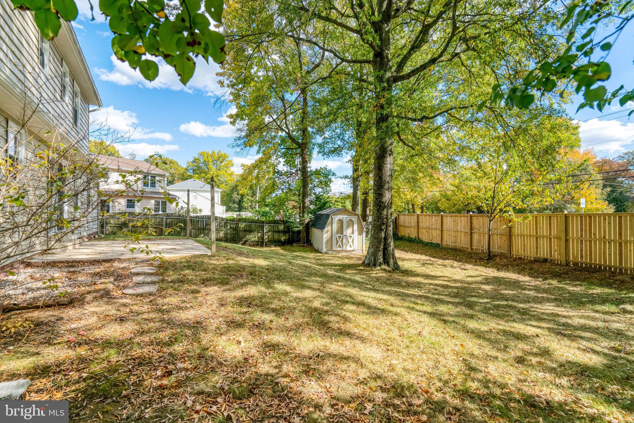 BUSH HILL WOODS - Residential Lease