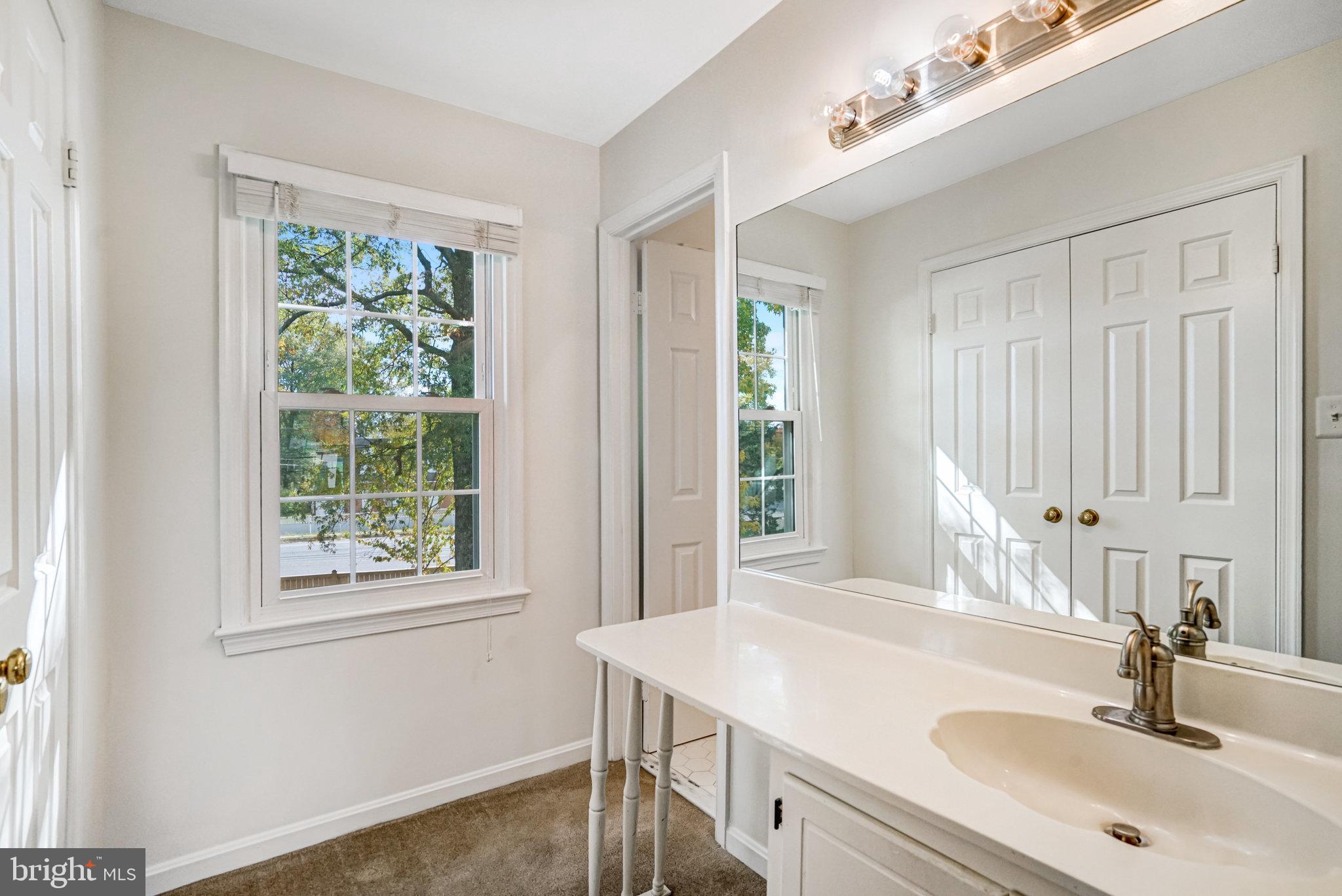 BUSH HILL WOODS - Residential Lease