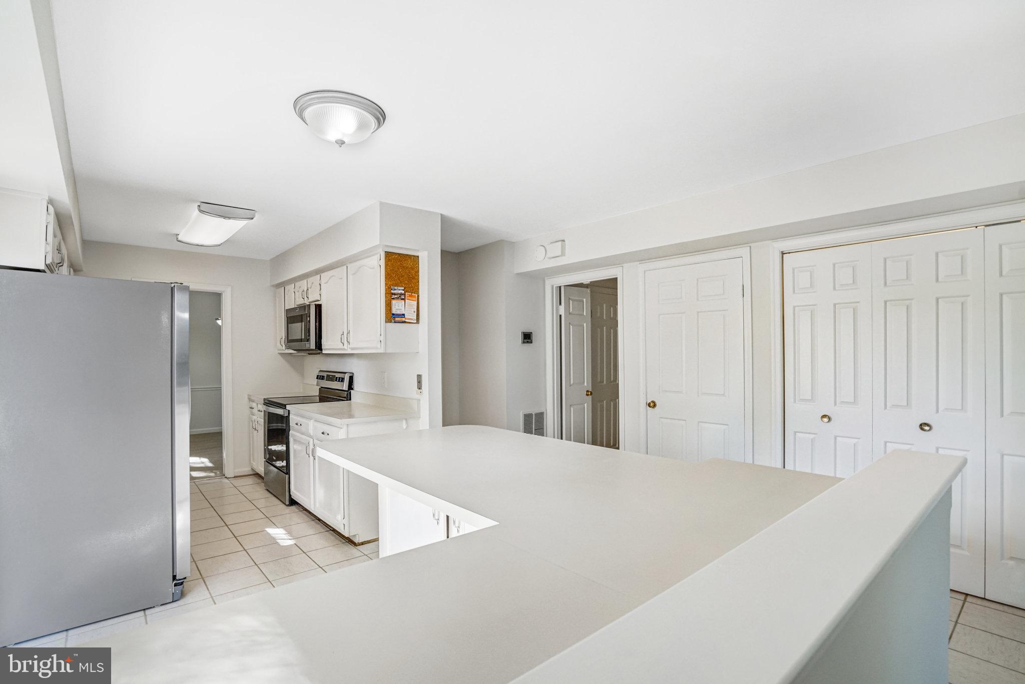 BUSH HILL WOODS - Residential Lease