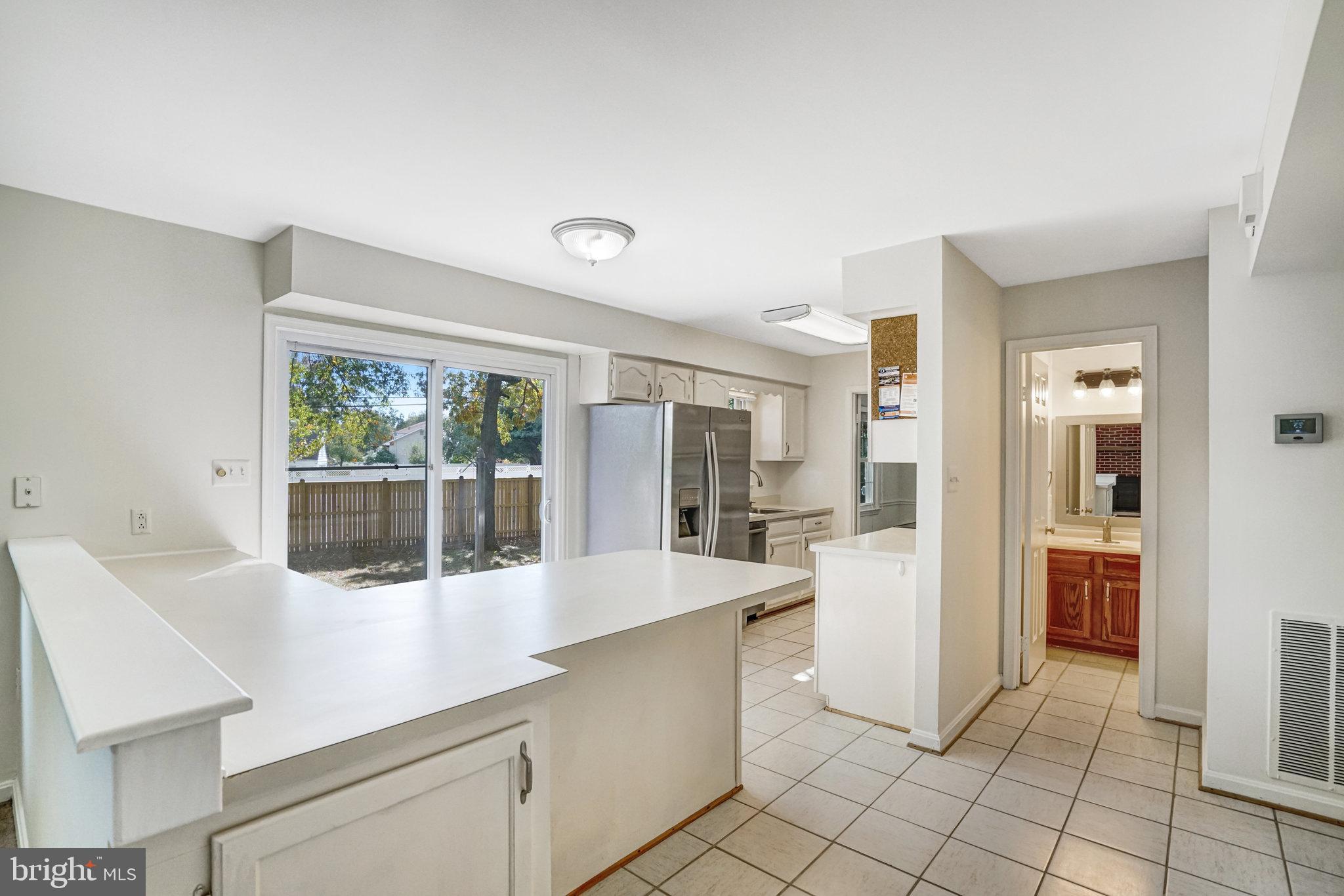 BUSH HILL WOODS - Residential Lease