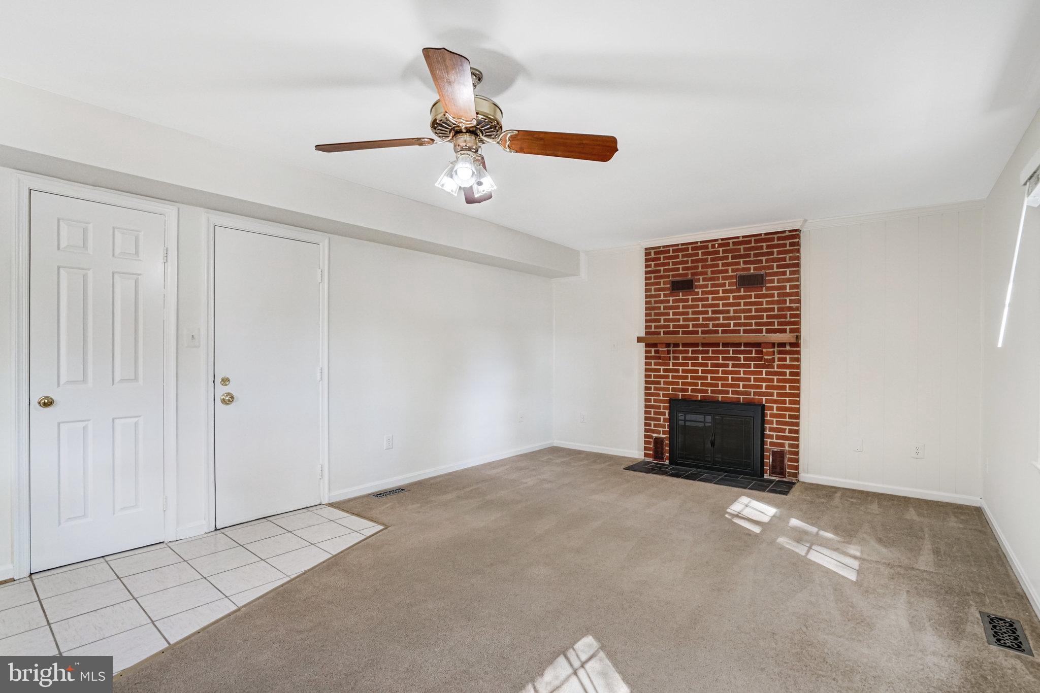 BUSH HILL WOODS - Residential Lease