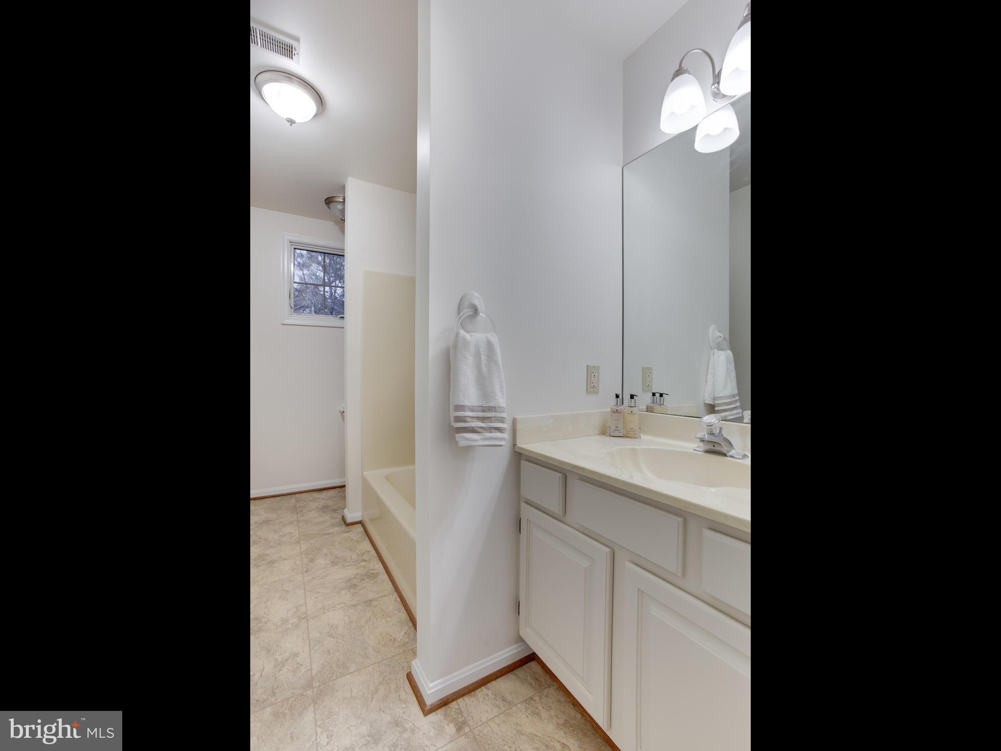 DRUM POINT - Residential