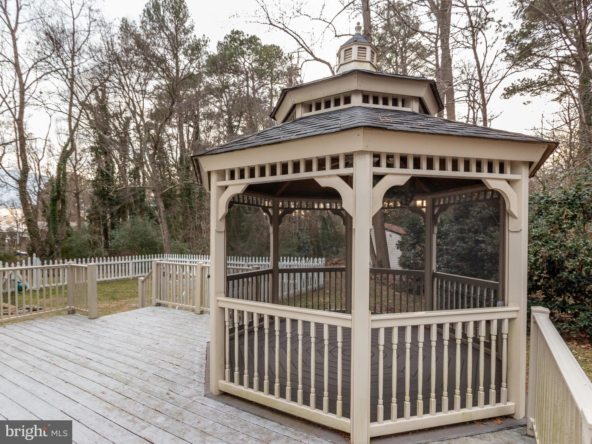 DRUM POINT - Residential