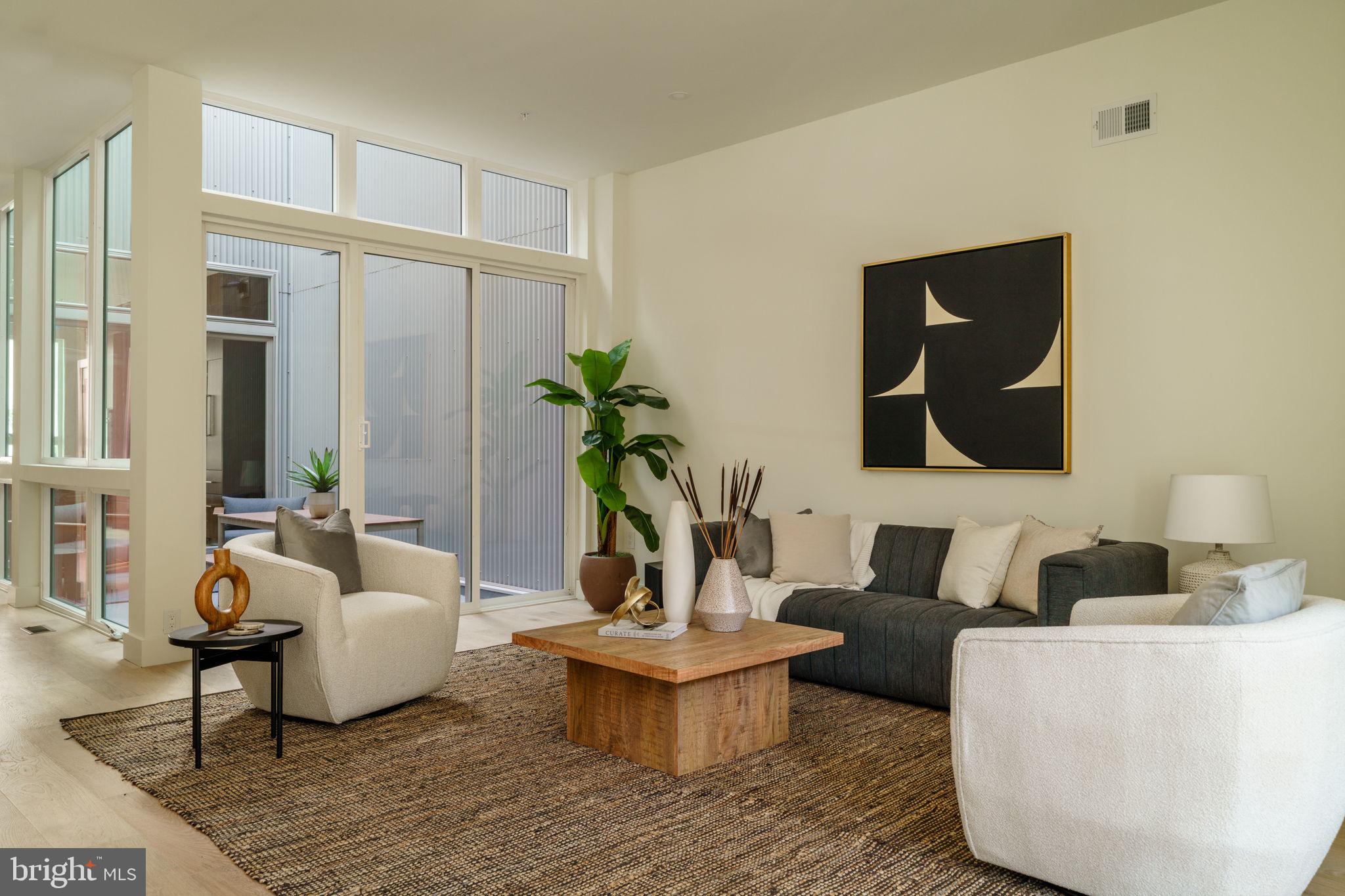 830 N 4TH STREET