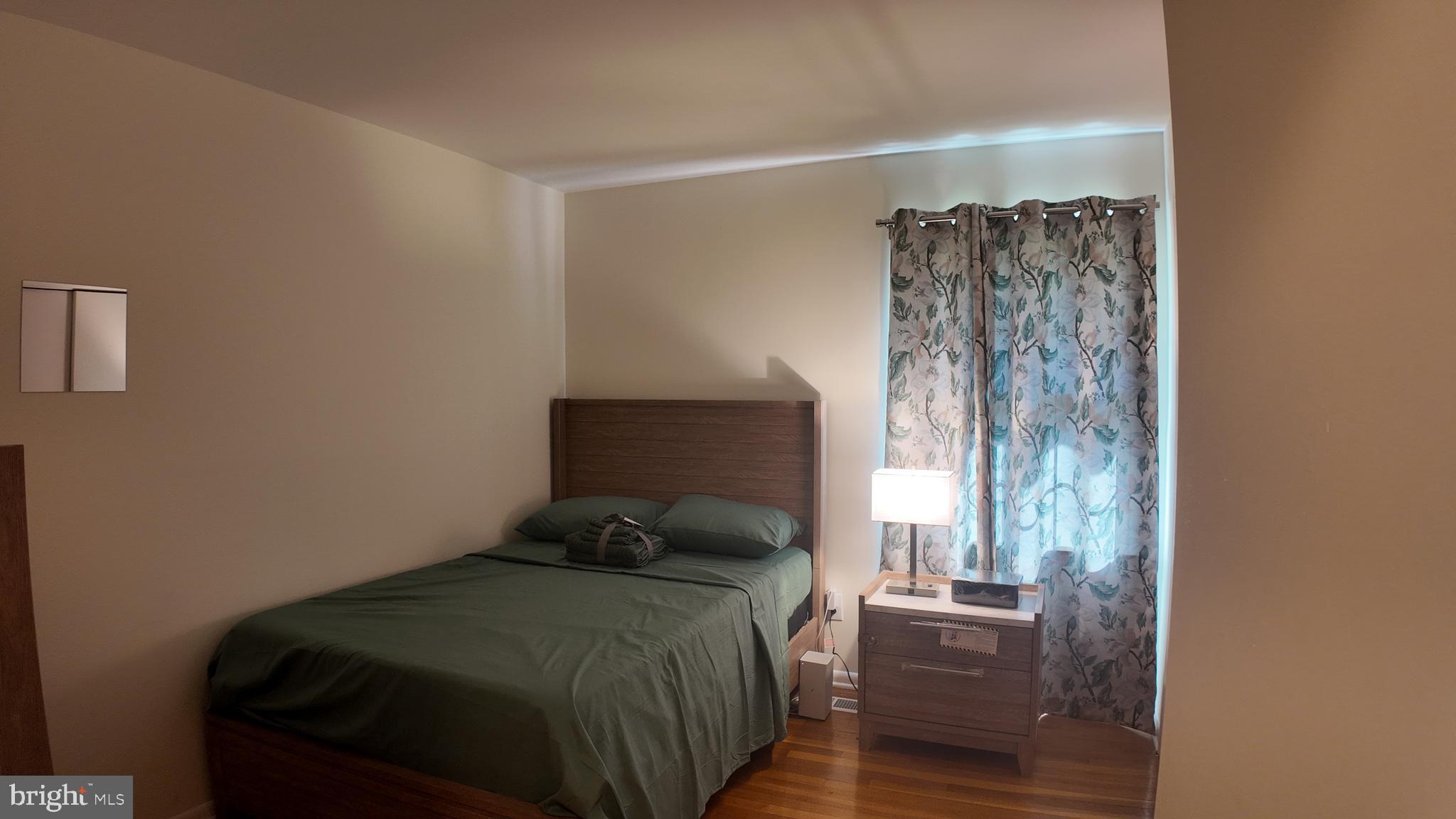 WILLIAMSBURG VILLAGE - Residential
