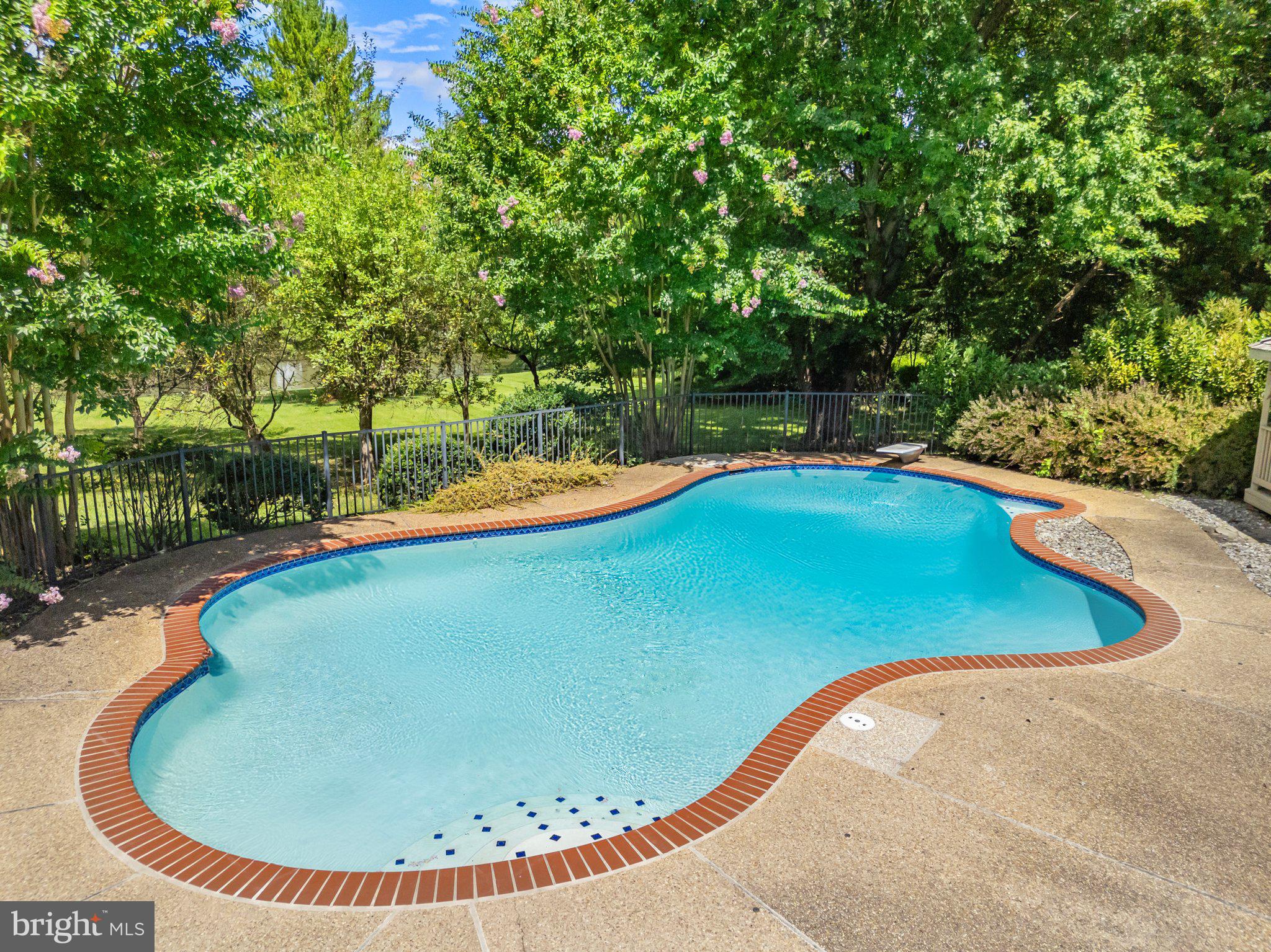 MELMORE - Residential