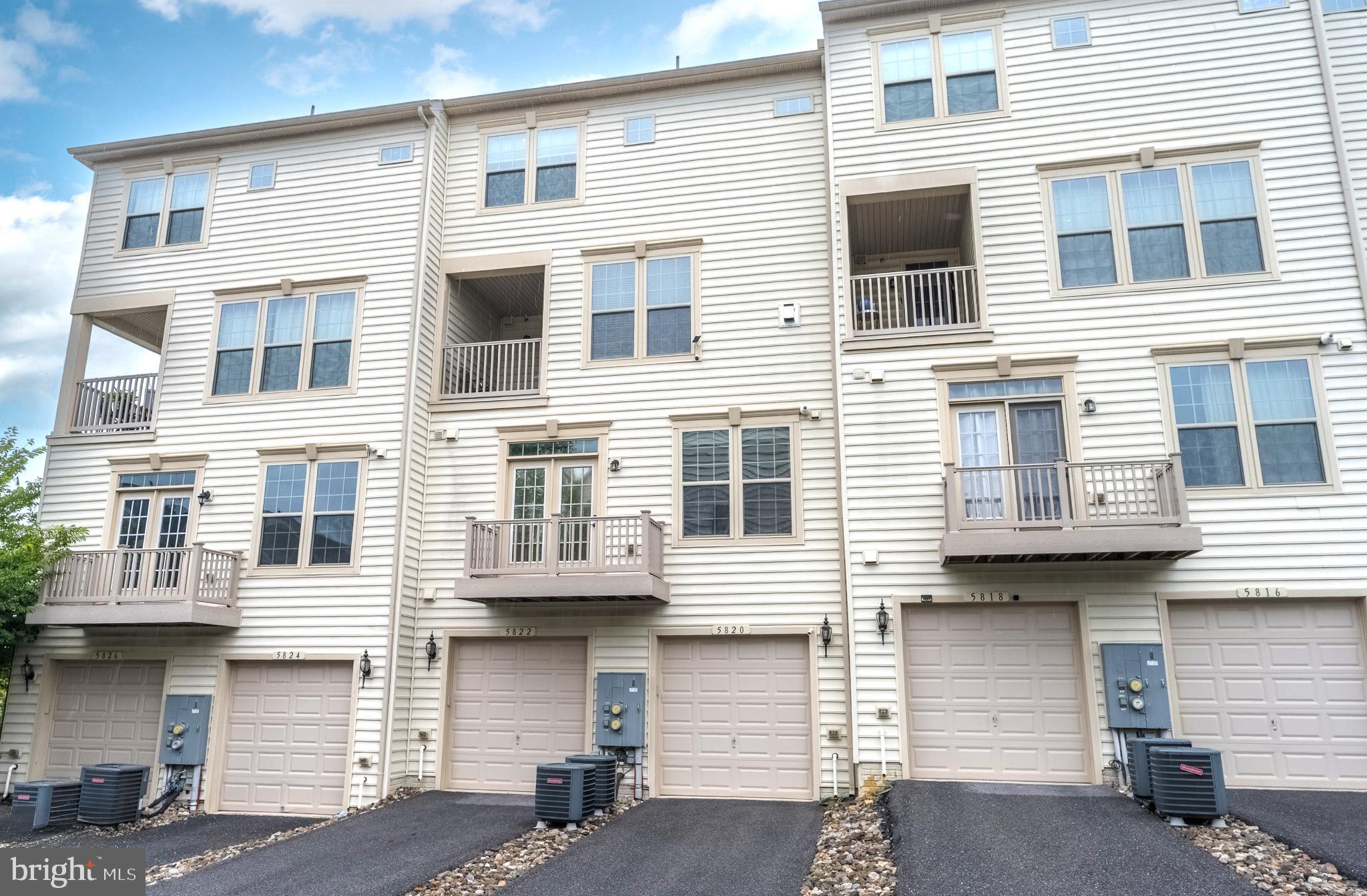 OAKDALE VILLAGE - Residential