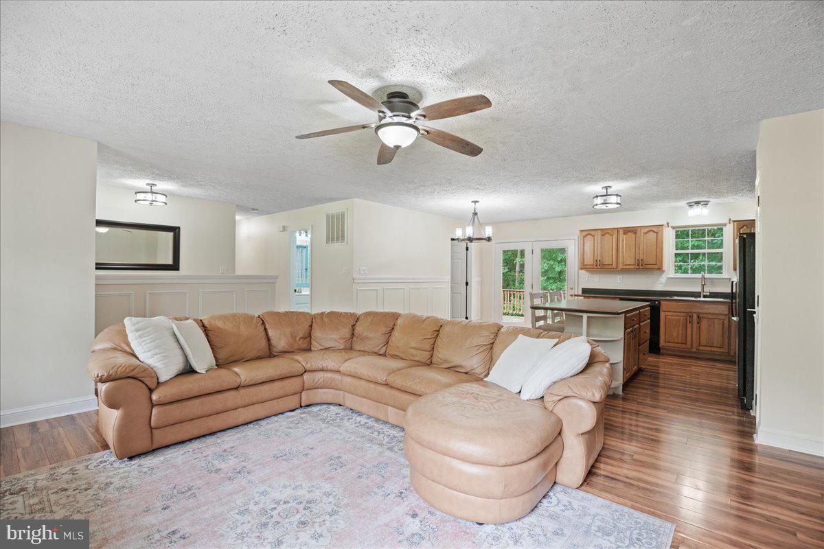 SHANNON RUN - Residential