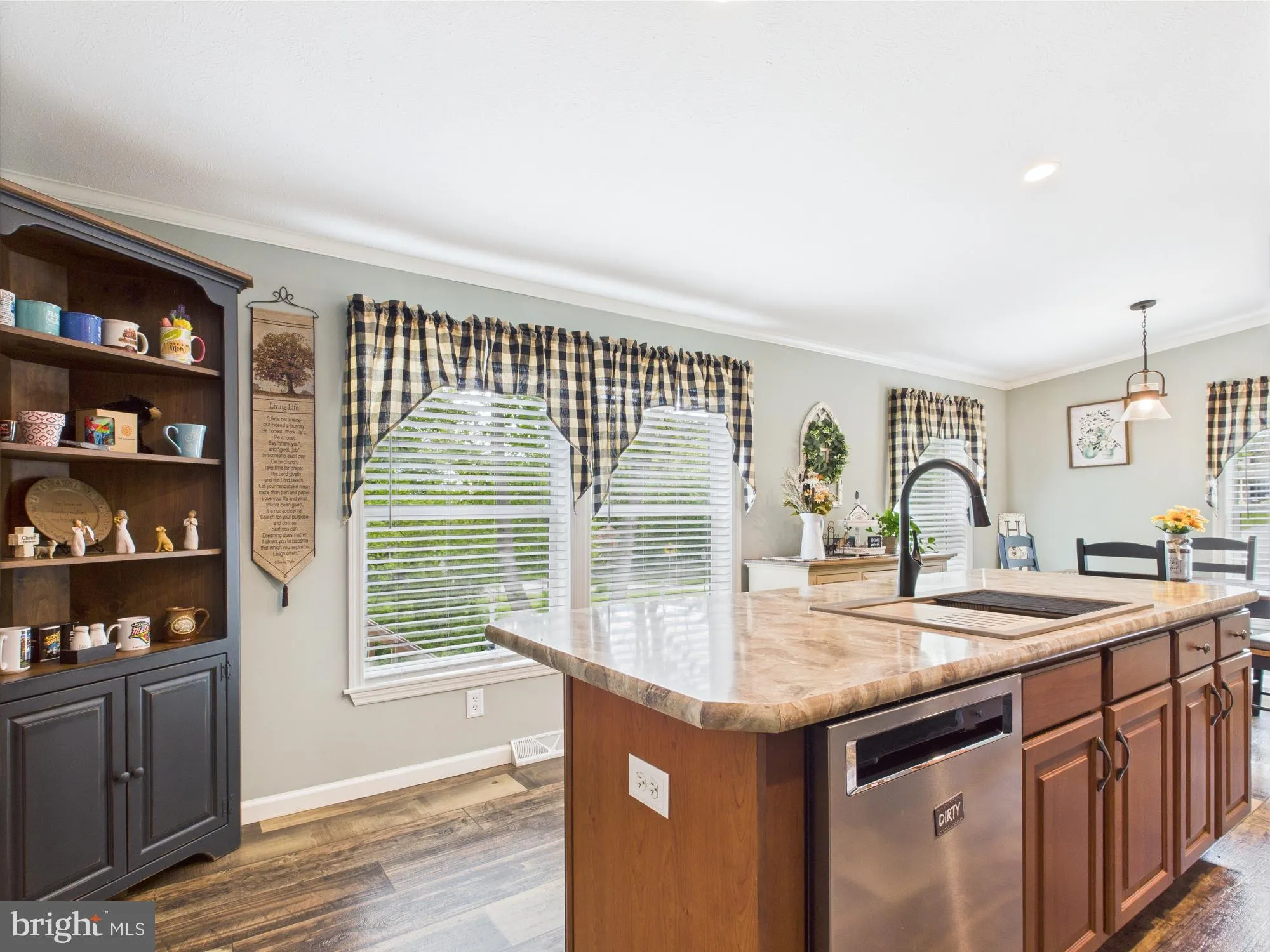 Spring Grove, Pennsylvania 17362, United States, 3 Bedrooms Bedrooms, ,2 BathroomsBathrooms,Residential,Active,128051