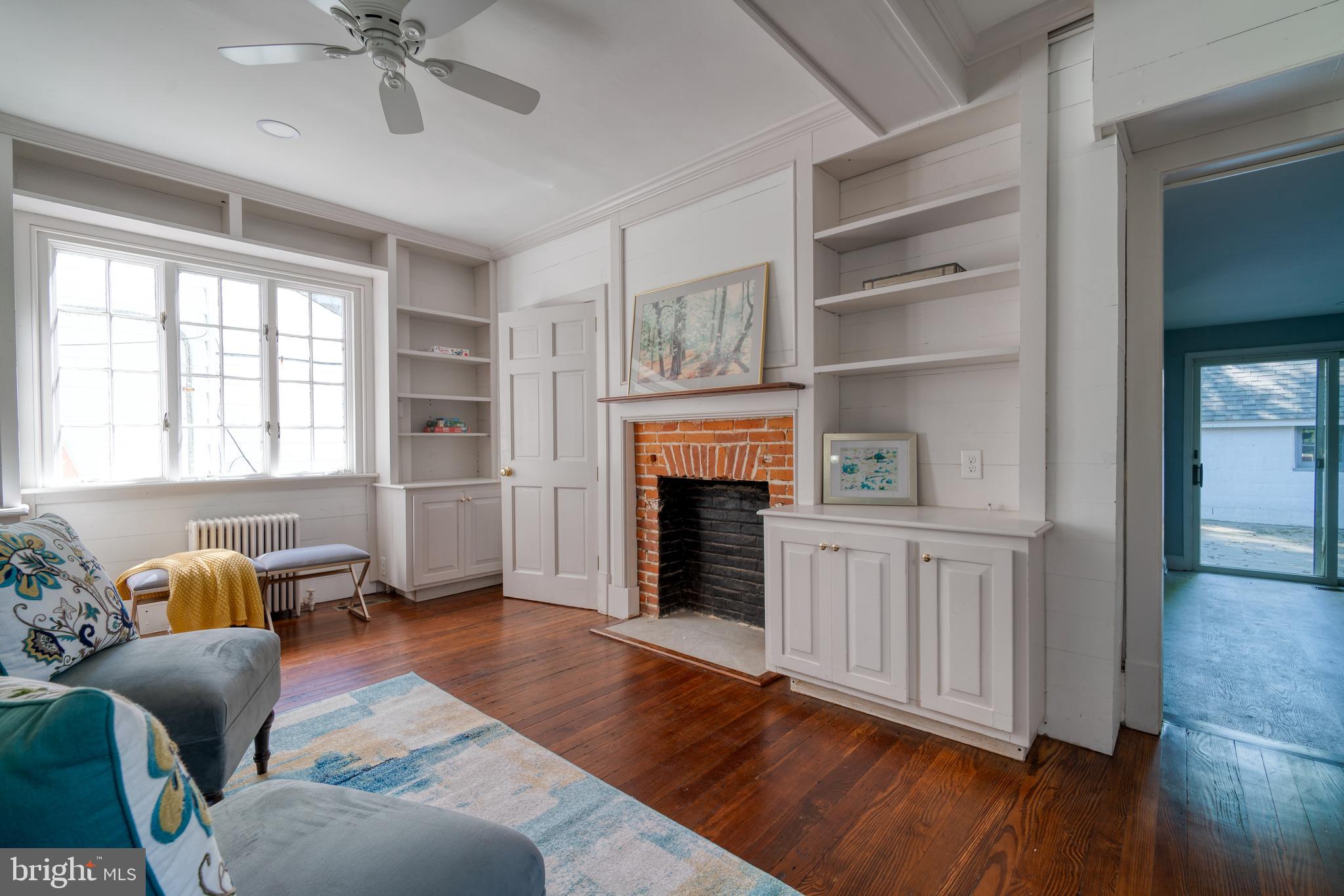 CENTREVILLE - Residential