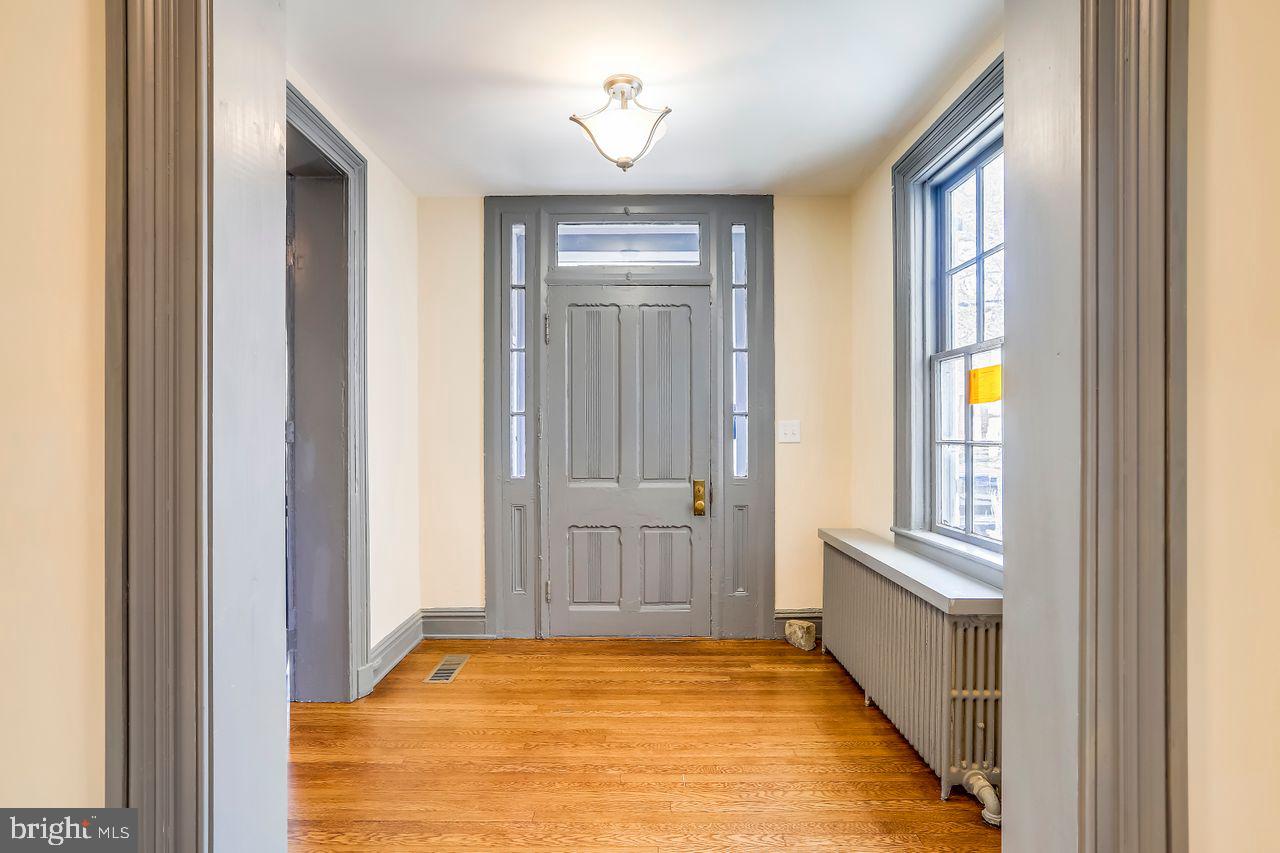 CENTREVILLE - Residential