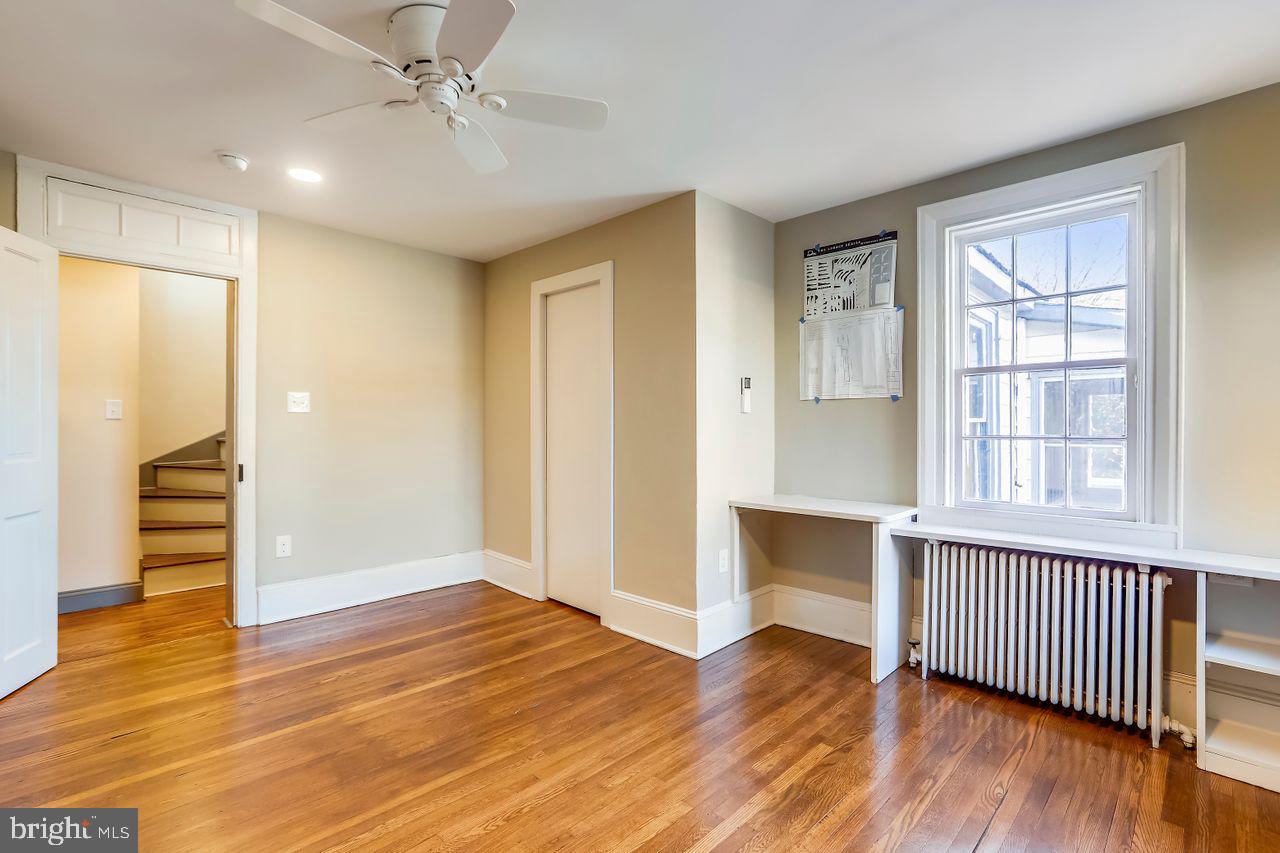 CENTREVILLE - Residential