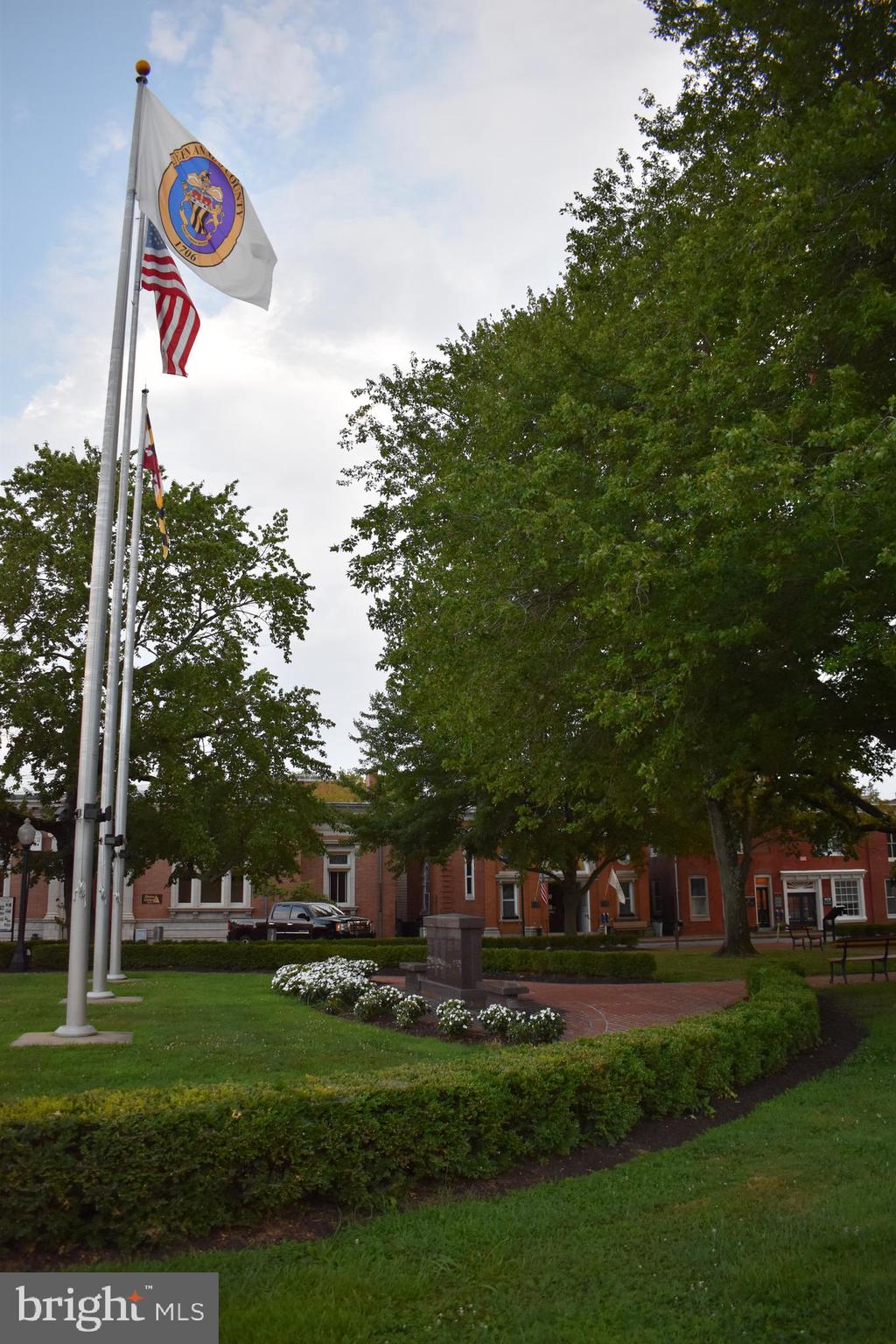 CENTREVILLE - Residential