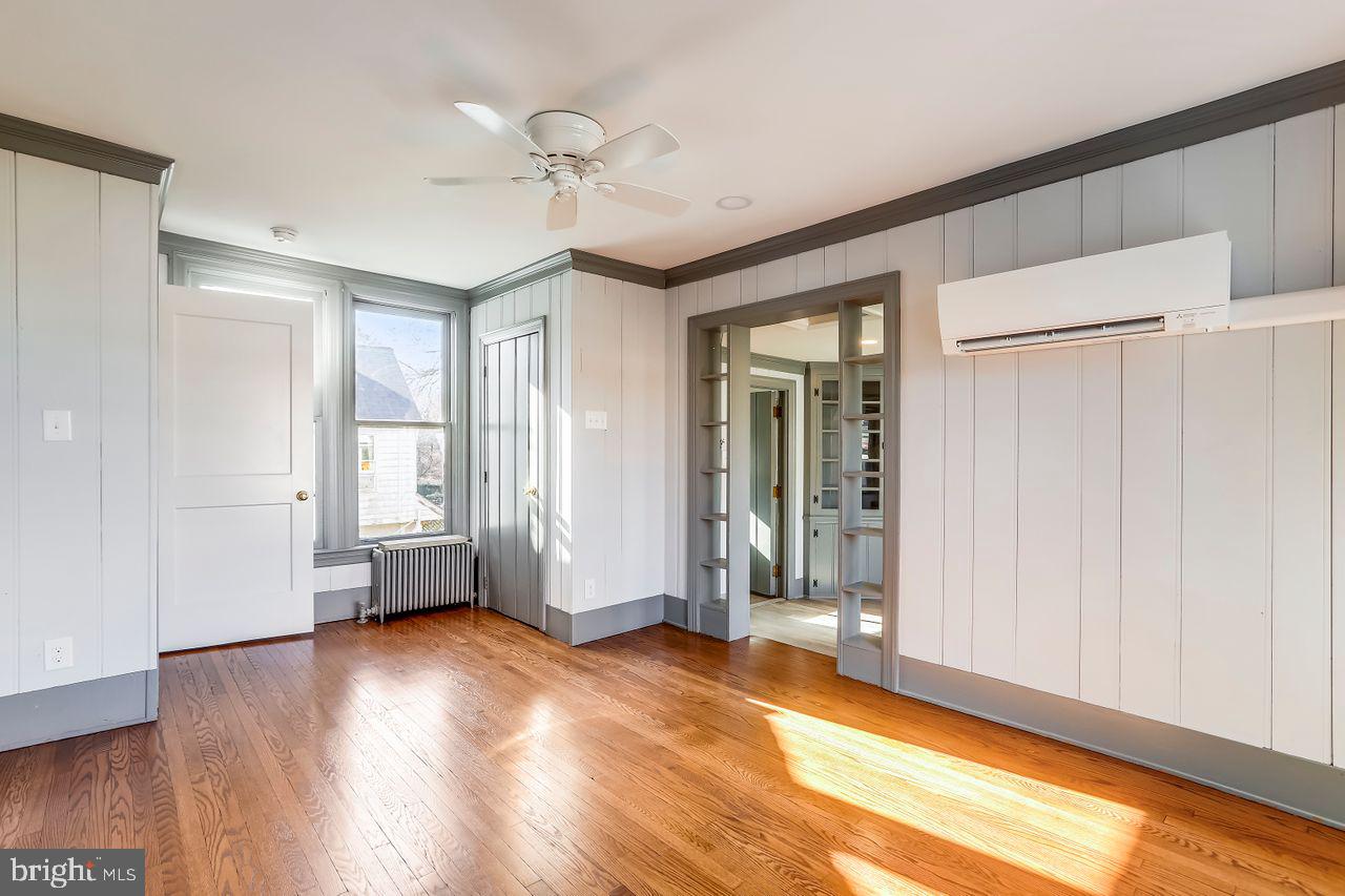 CENTREVILLE - Residential