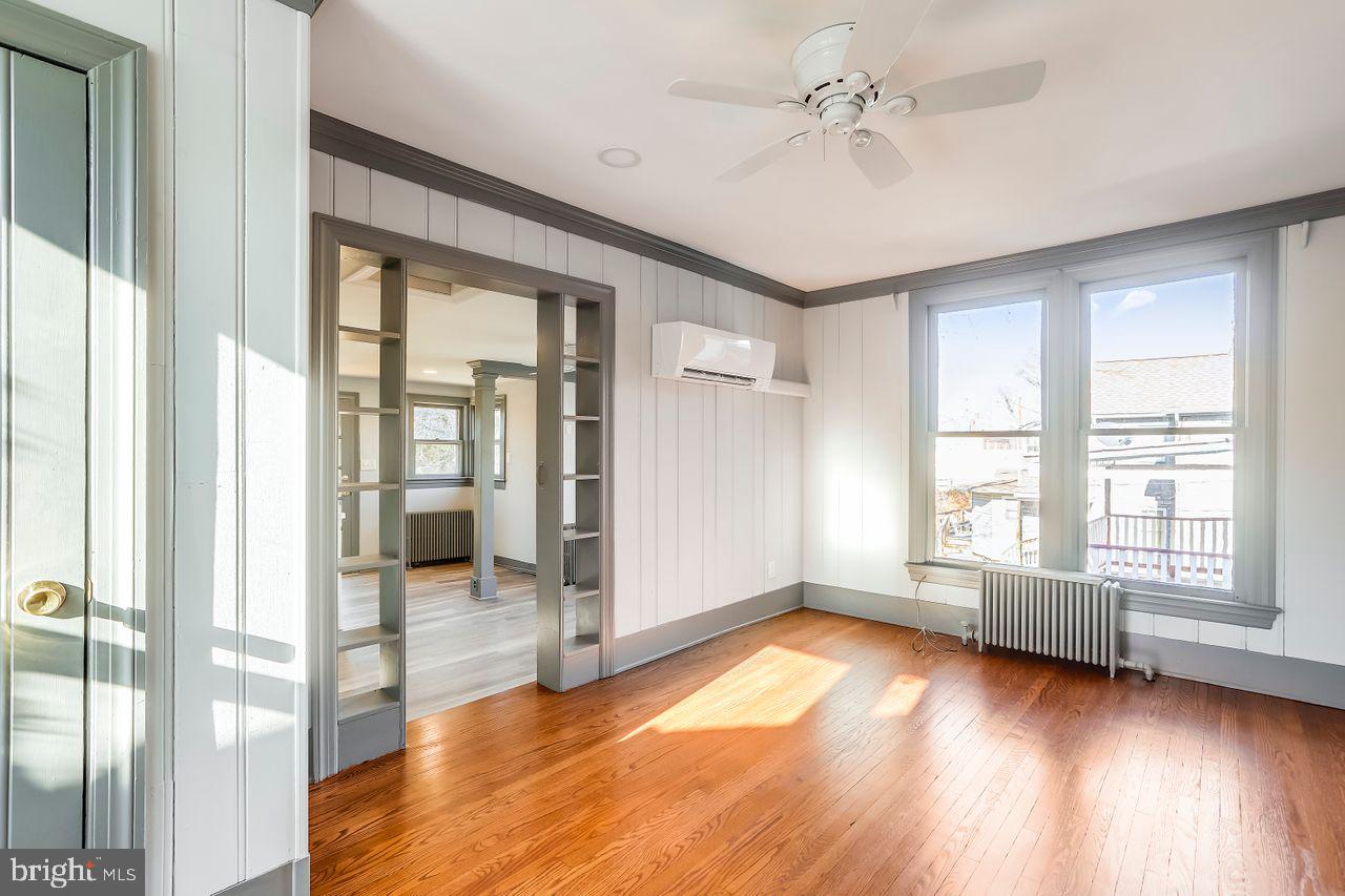 CENTREVILLE - Residential