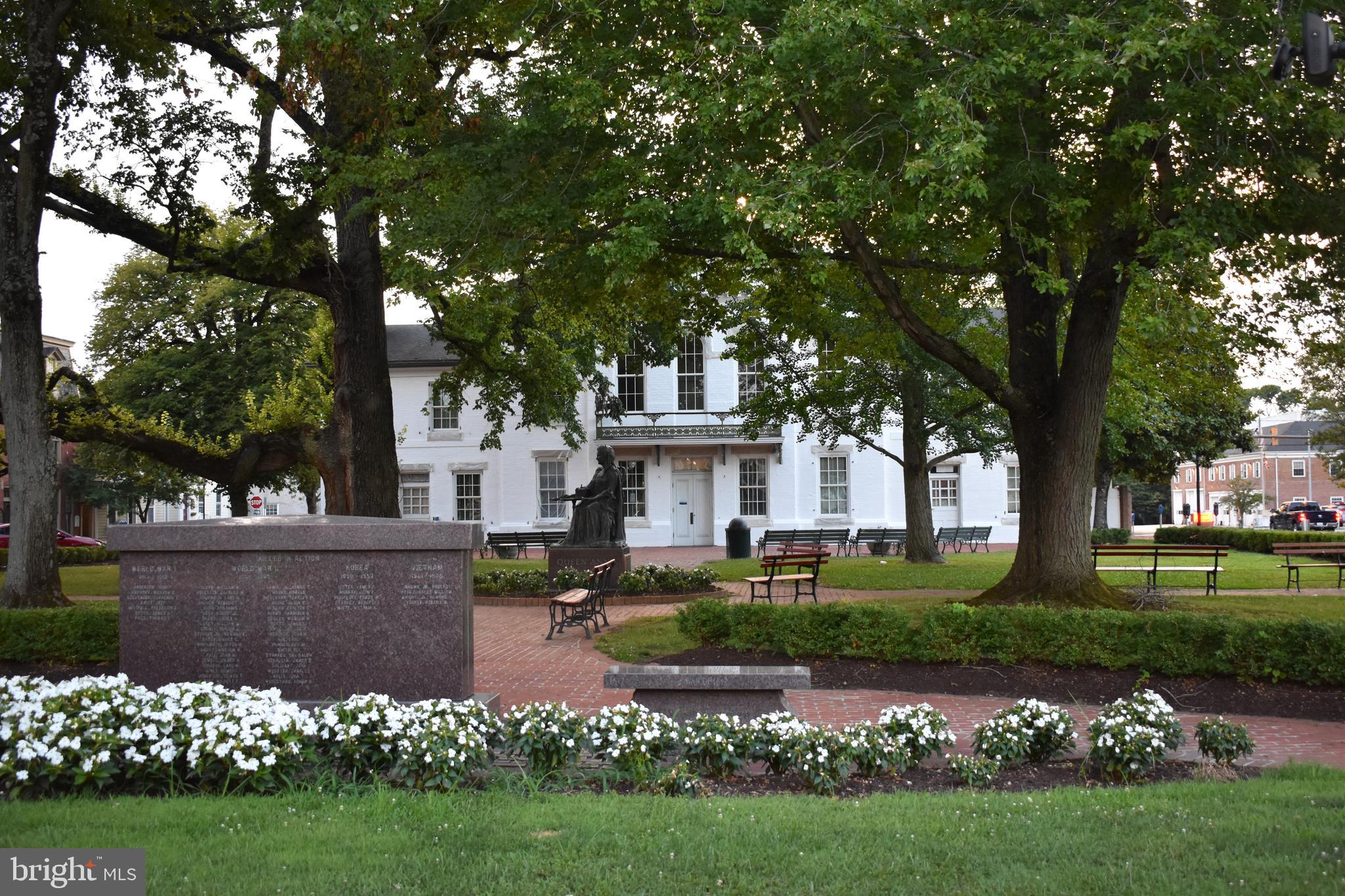 CENTREVILLE - Residential