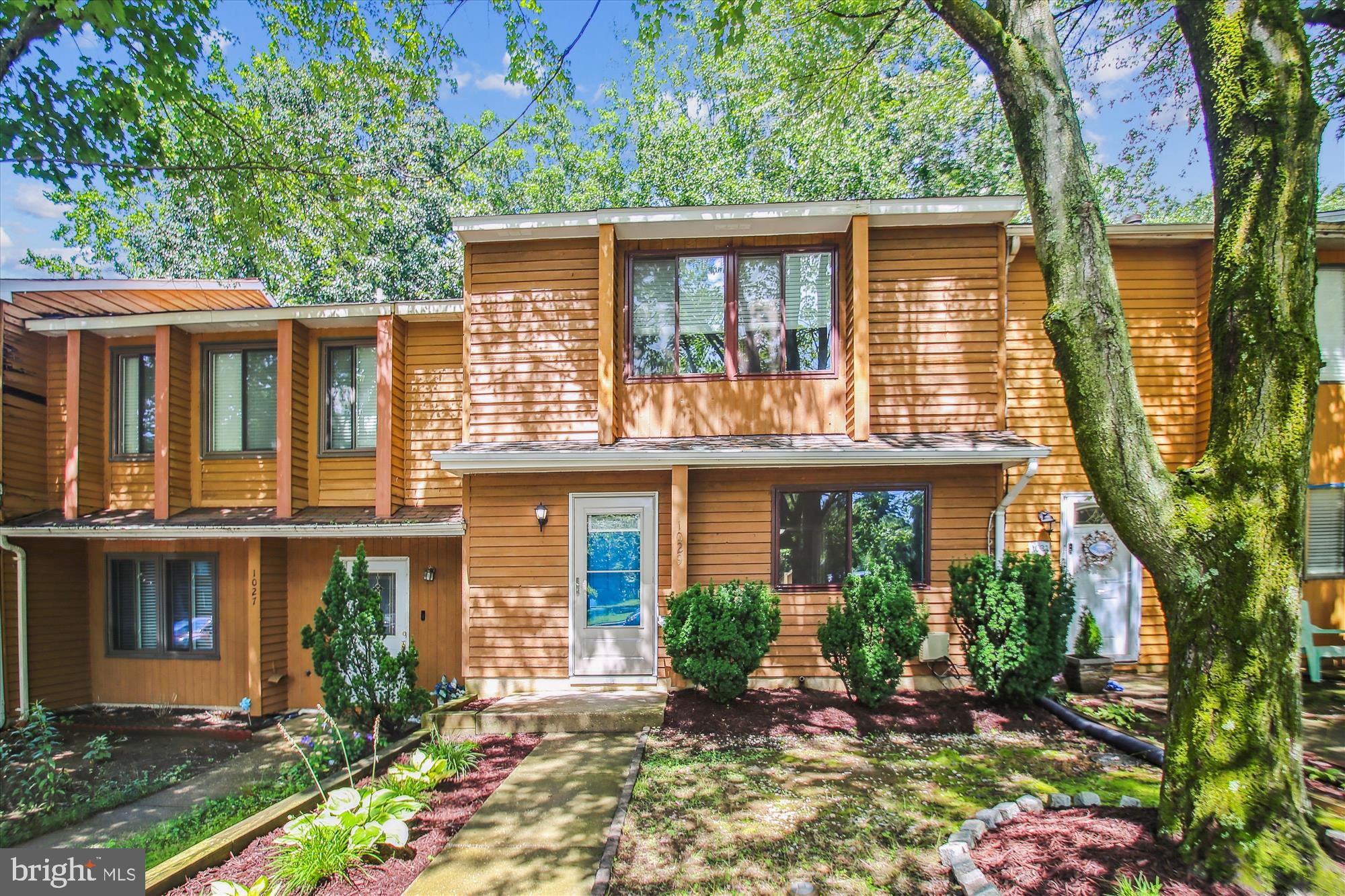 Welcome home to this updated three bedroom, two and a half bath townhouse on the sought after Broadneck Peninsula. Walk into a tiled foyer adjacent to the living room with wood flooring. The kitchen is on the back side of the house with fine cabinets and stainless appliances. Ceramic tile flooring and the dining room, which has a slider to the backyard. Upstairs find a primary bedroom with an updated attached full bath and two more bedrooms share the updated hall bath. The backyard is surrounded by privacy fence, plenty of space to entertain. ----New HVAC in 2024---New roof 2022---New water heater 2019----Broadneck walking trails are right outside the neighborhood, PLUS a new traffic light has been installed a block from entrance to the neighborhood, making it faster and safer to get to Broadneck Park's ball fields and dog park***** Close to shops and restaurants, mins from Downtown Annapolis and commuter routes to Washington and Baltimore.