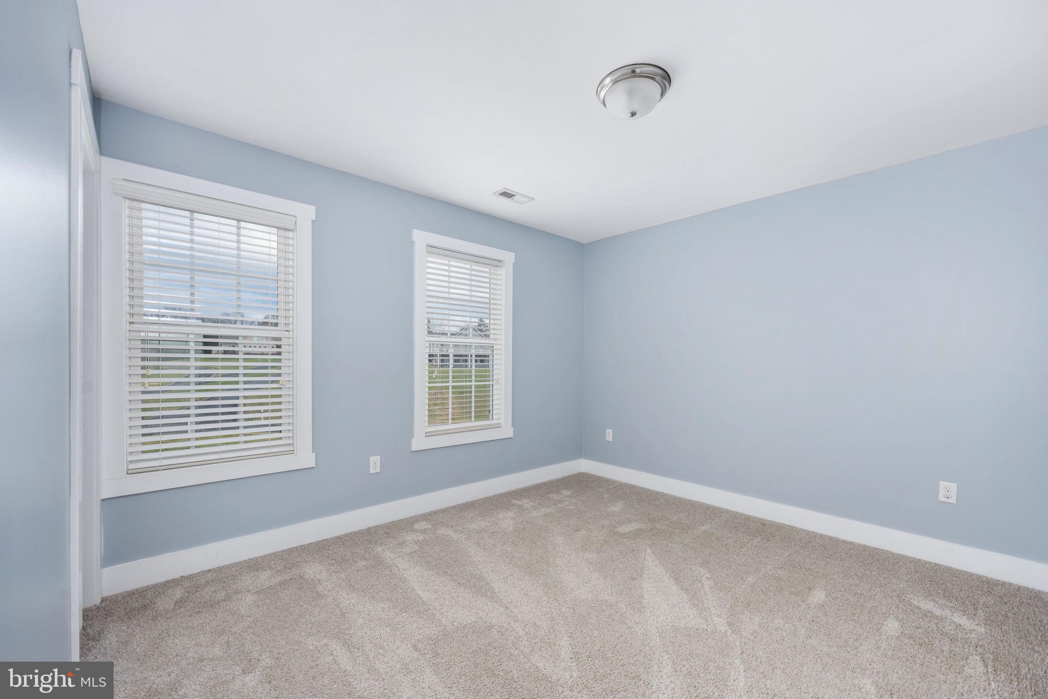 LONG VIEW SHORES - Residential