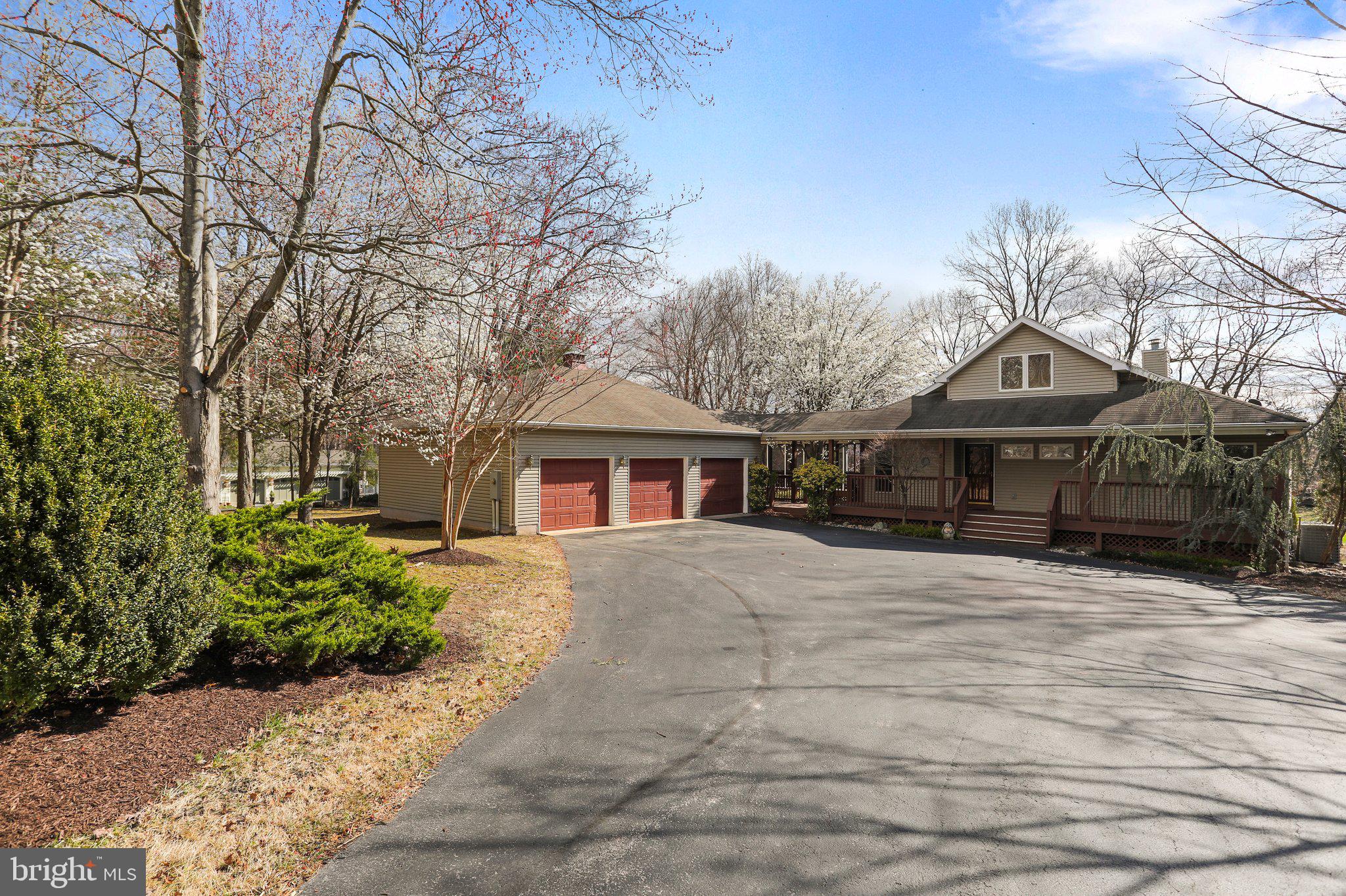 THE WOODS - Residential