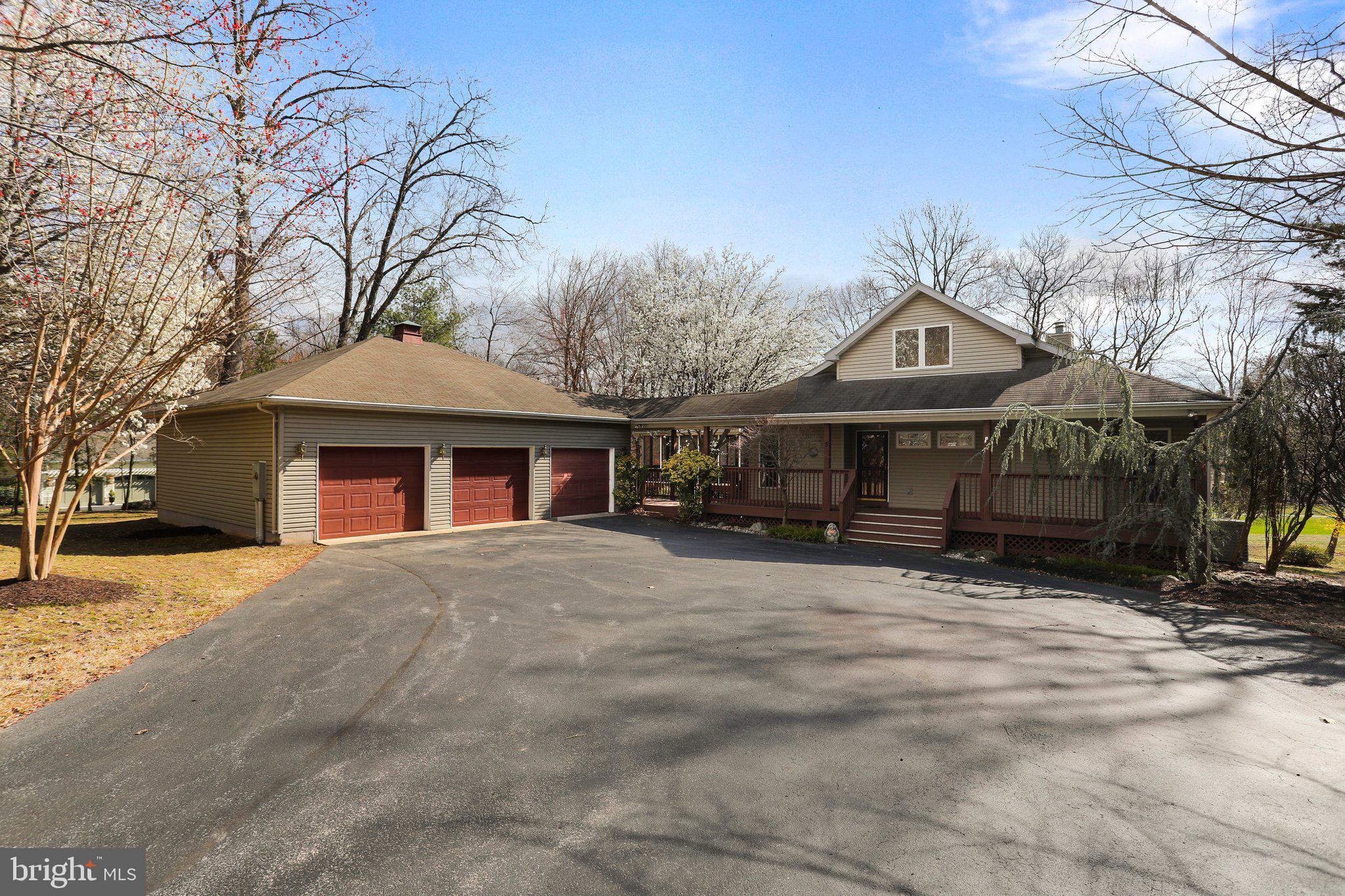 THE WOODS - Residential