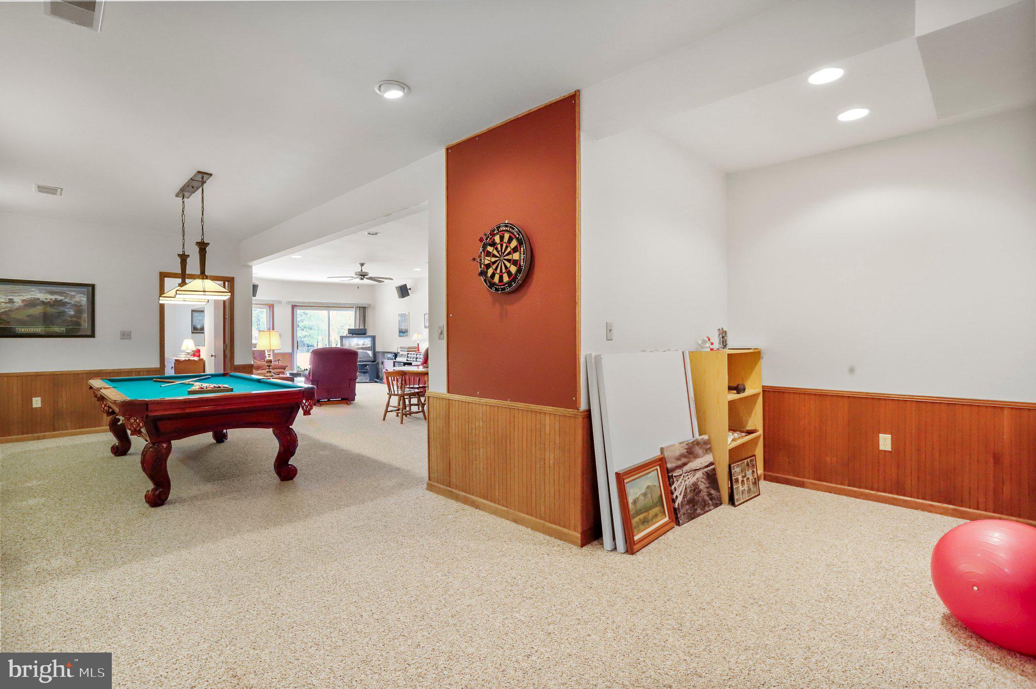 THE WOODS - Residential