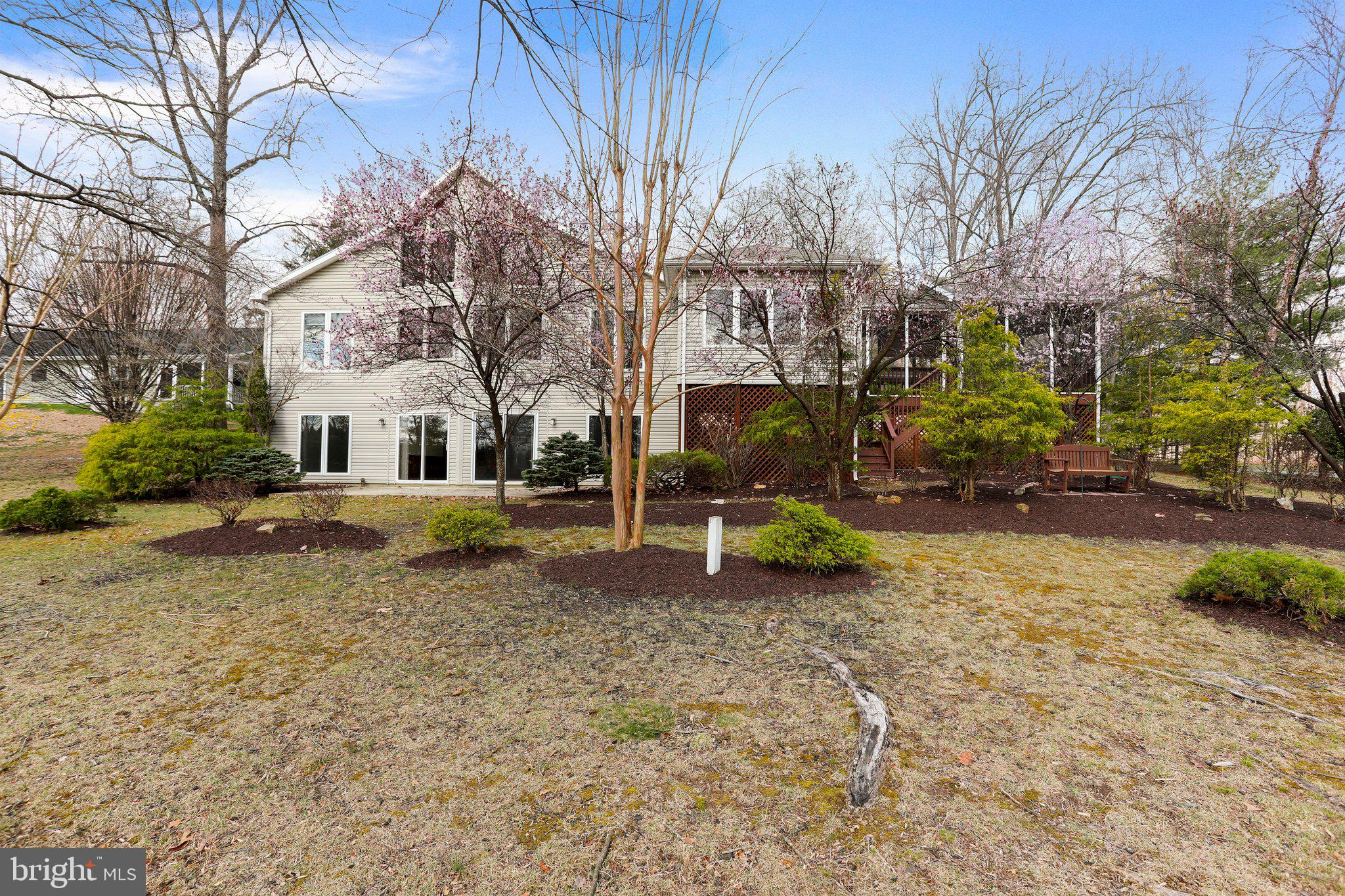 THE WOODS - Residential