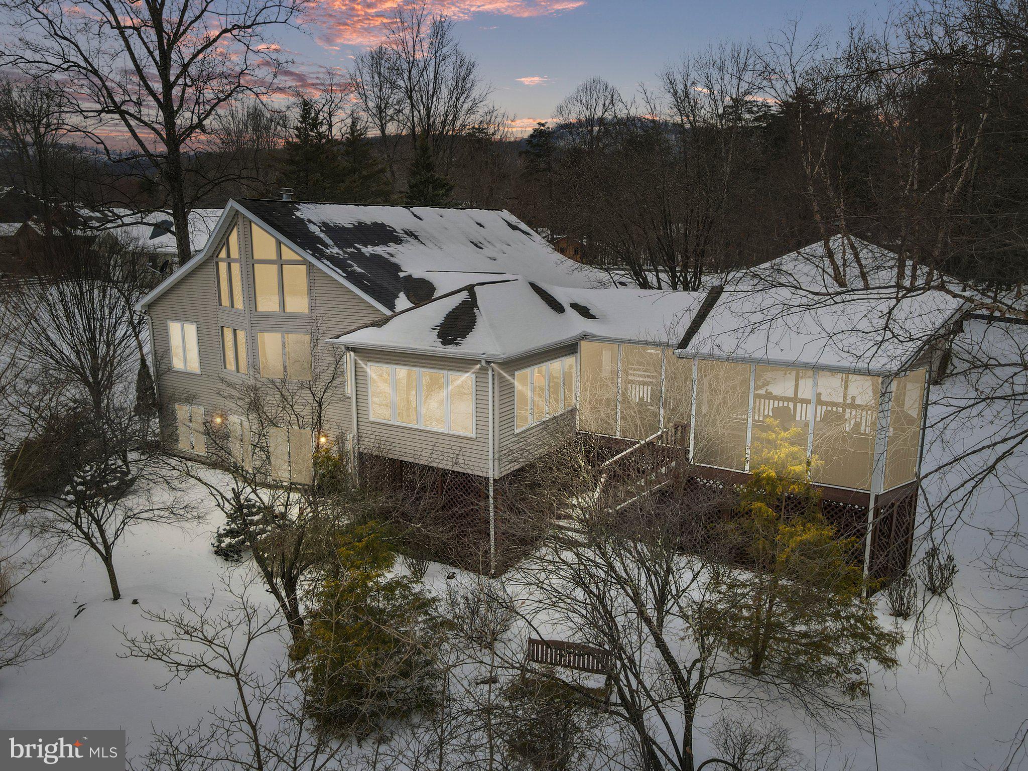 THE WOODS - Residential