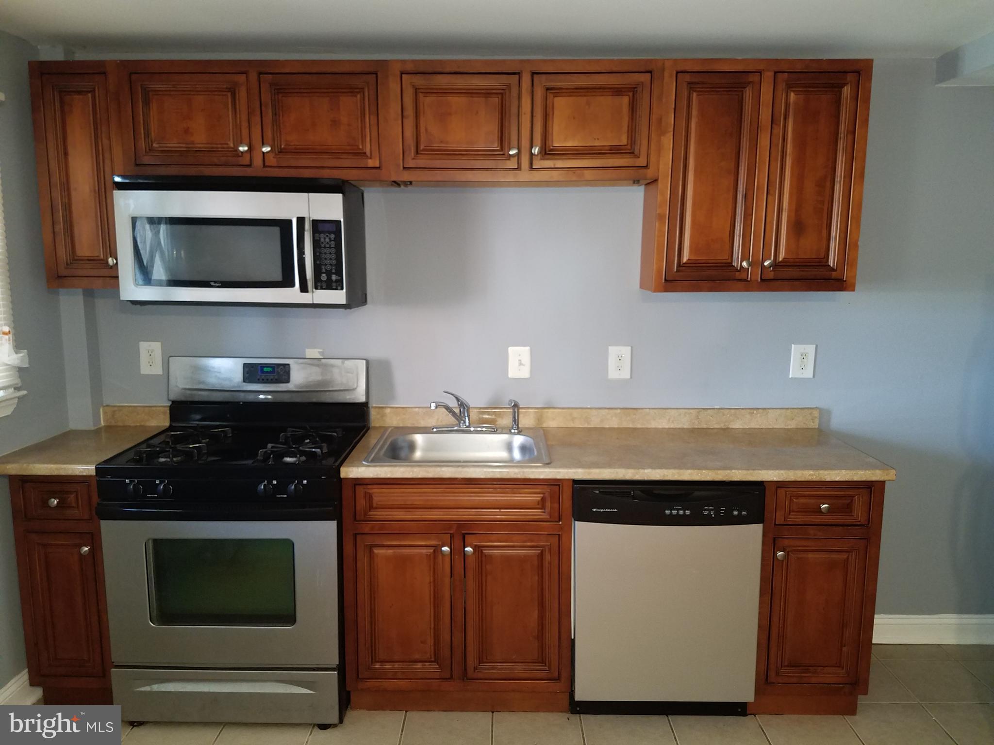 WESTPORT - Residential Lease