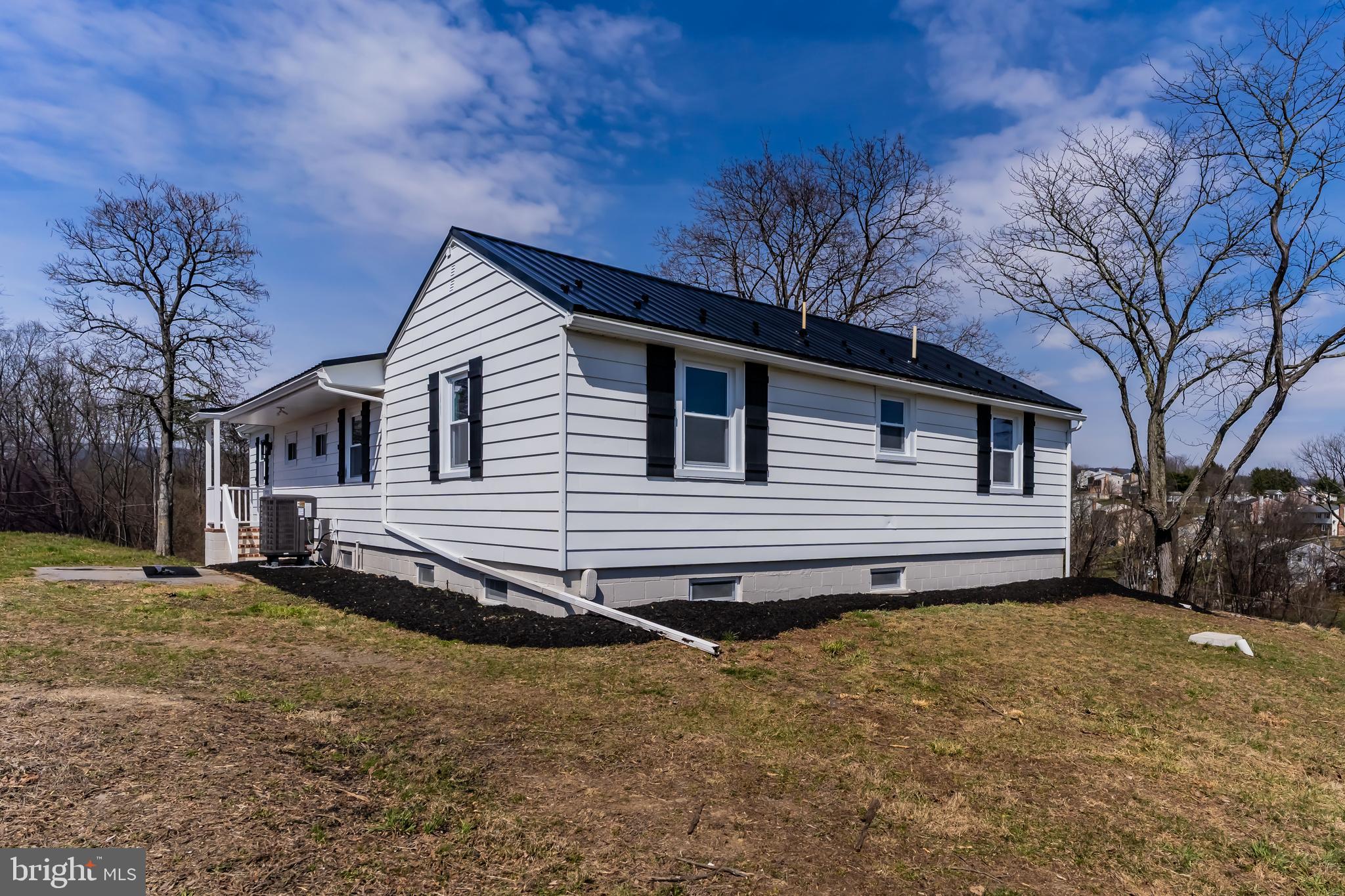 NORTH MIDDLETON TWP - Residential