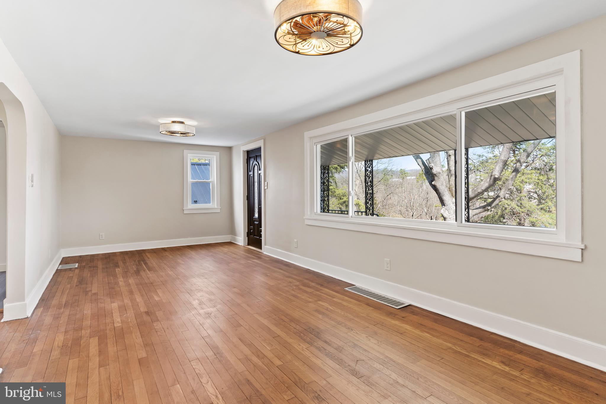 NORTH MIDDLETON TWP - Residential