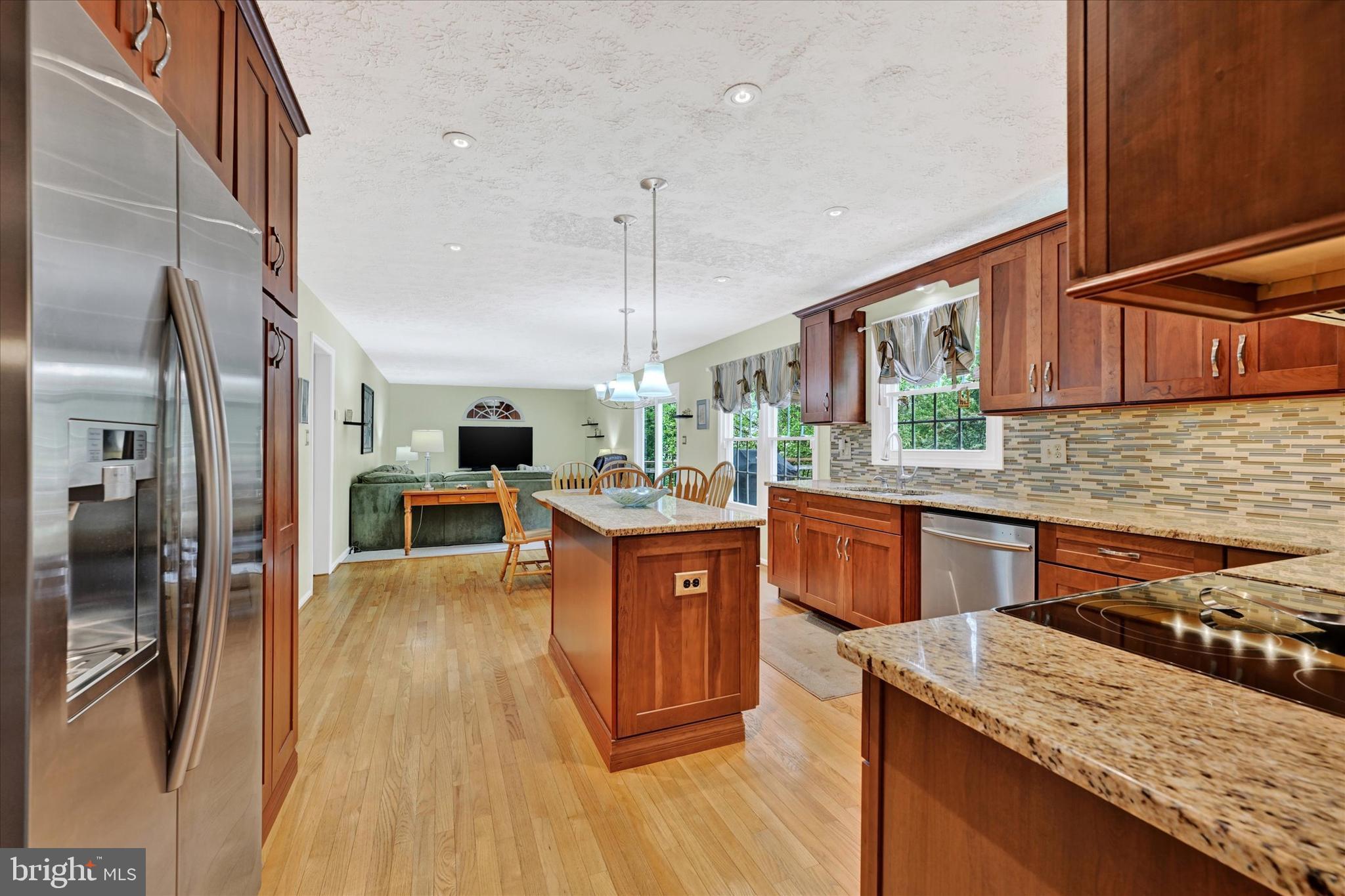 CARNEY/PARKVILLE - Residential