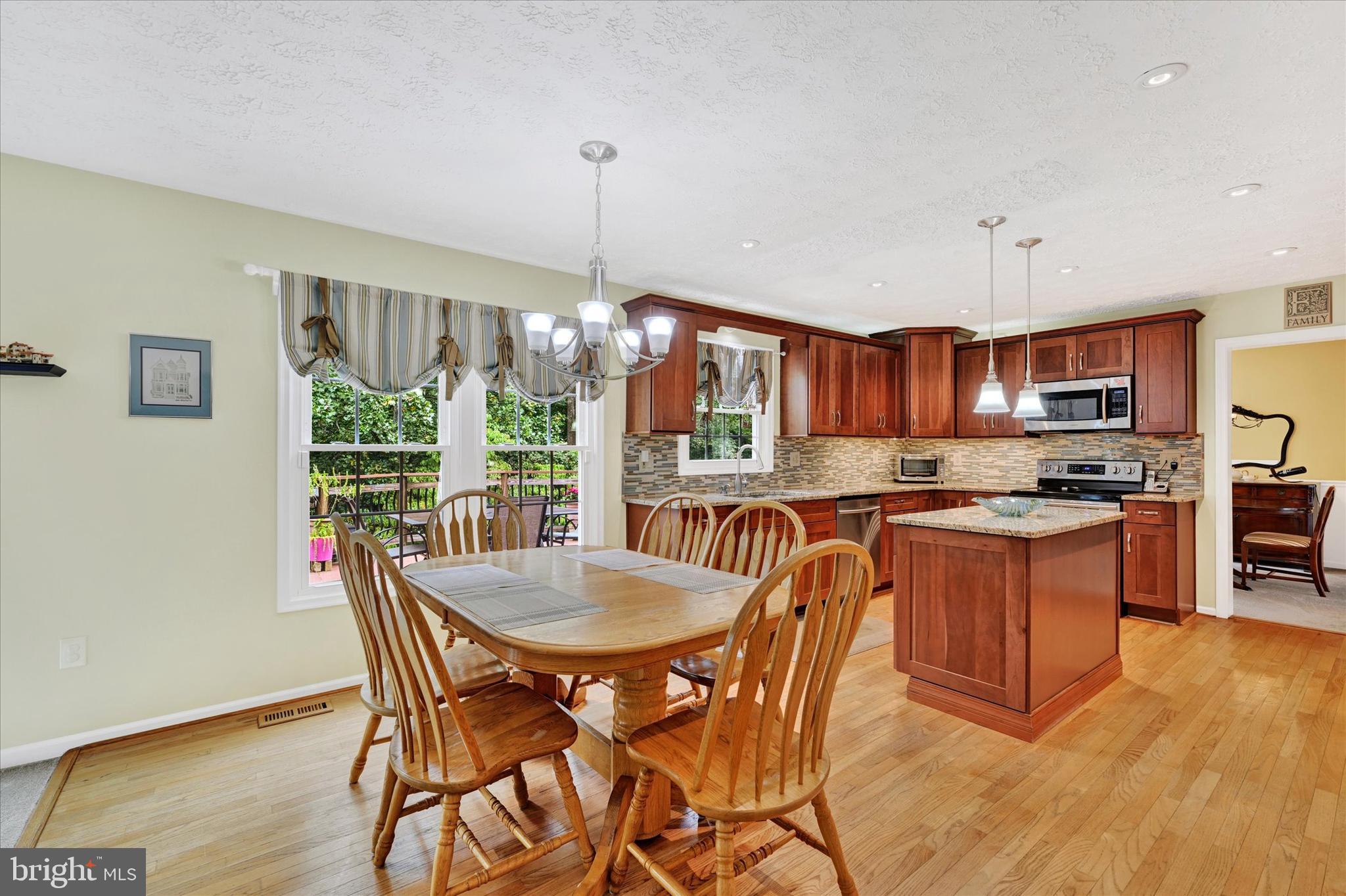 CARNEY/PARKVILLE - Residential