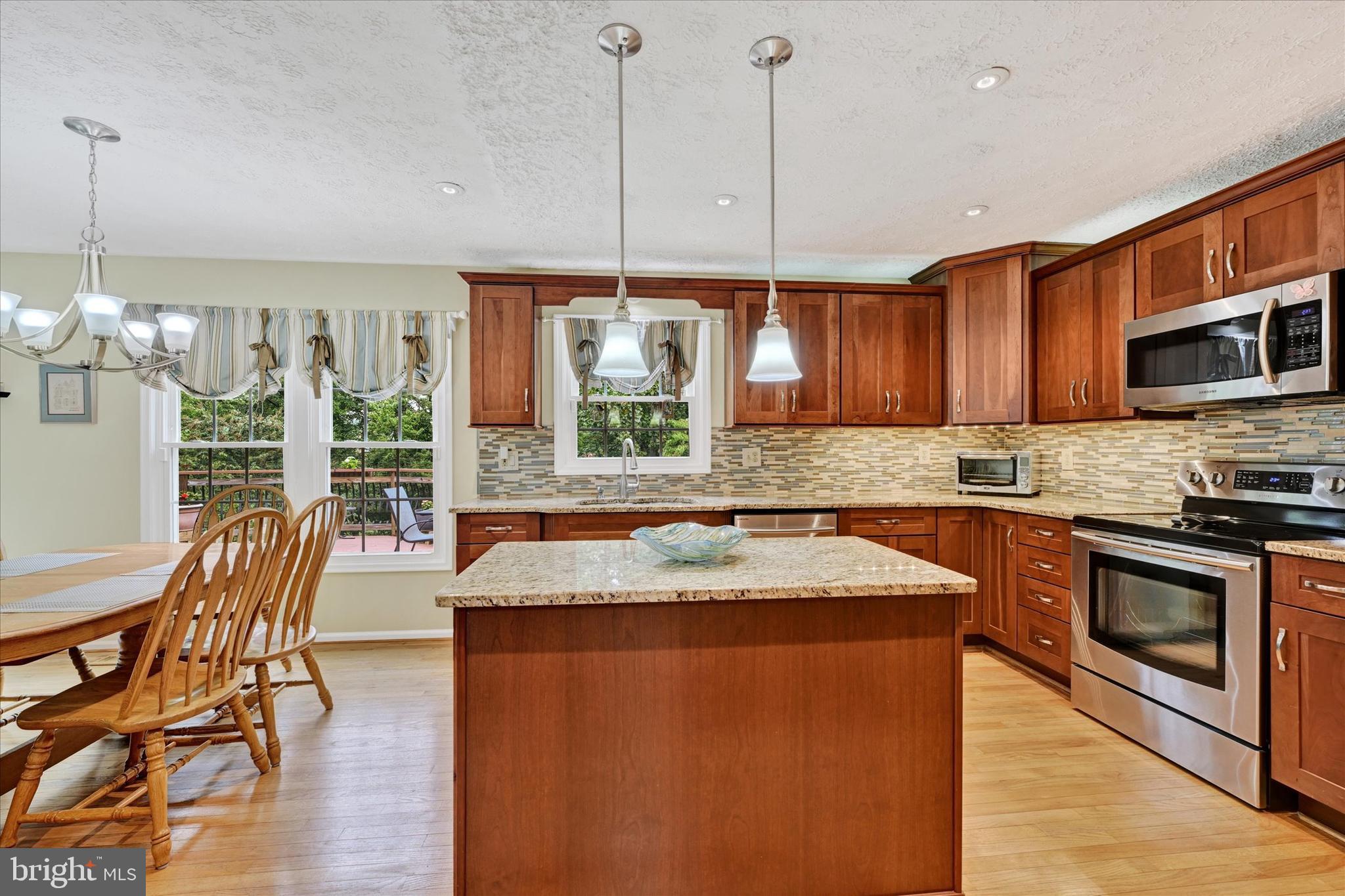 CARNEY/PARKVILLE - Residential
