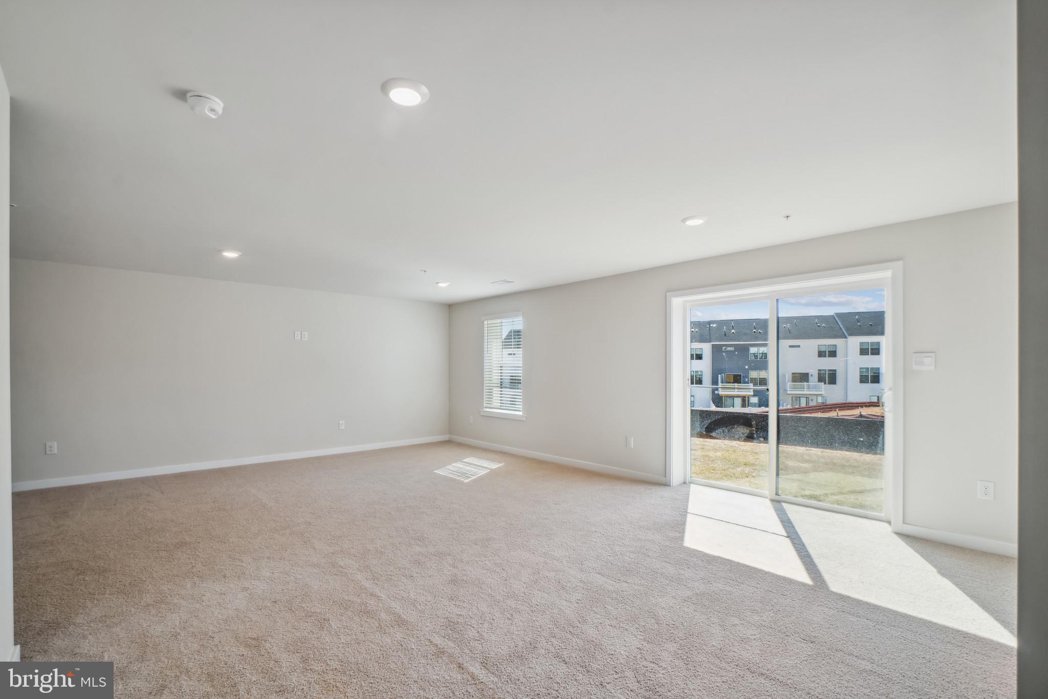 BEECHWOOD MANOR - Residential