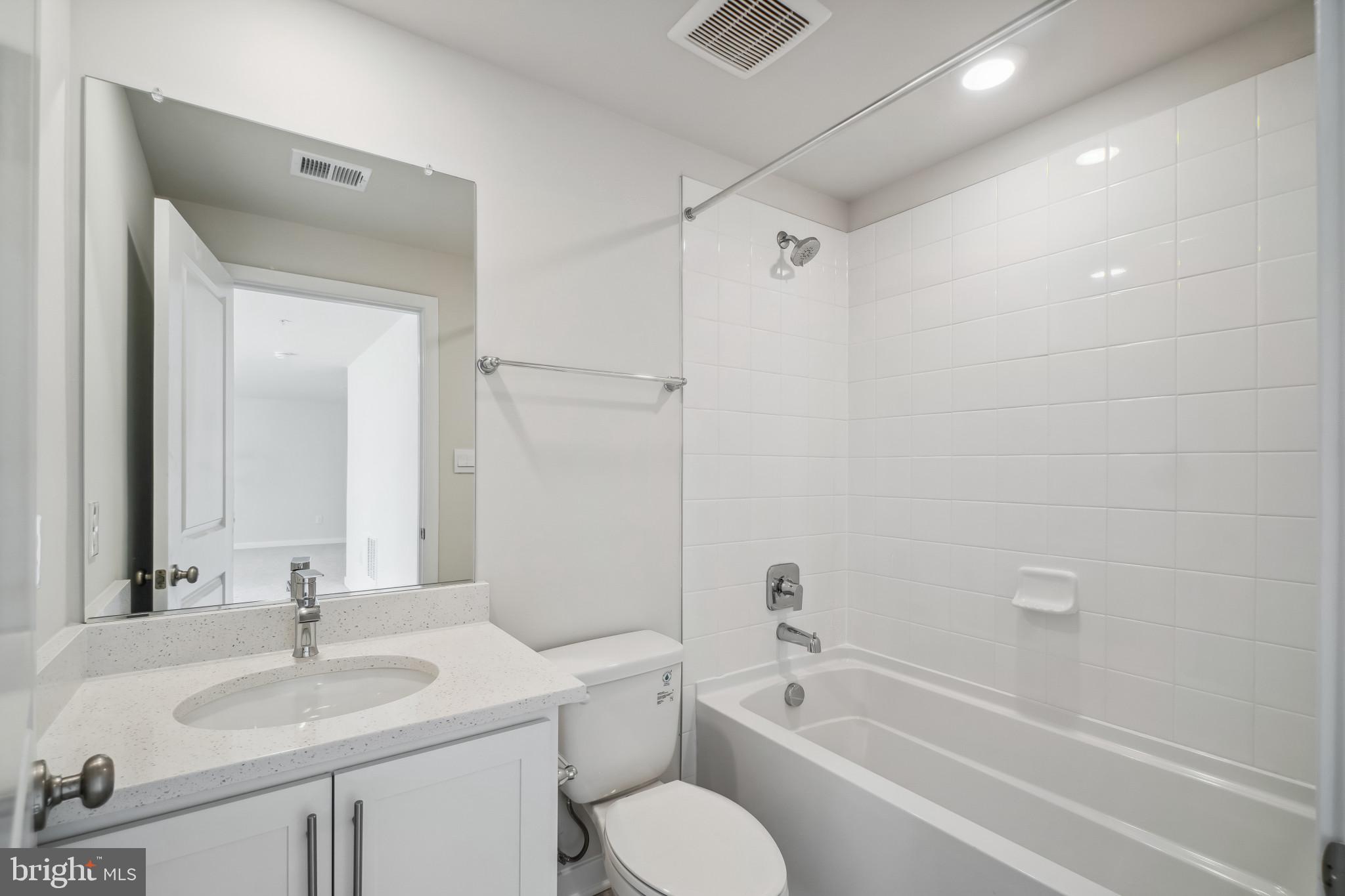 BEECHWOOD MANOR - Residential