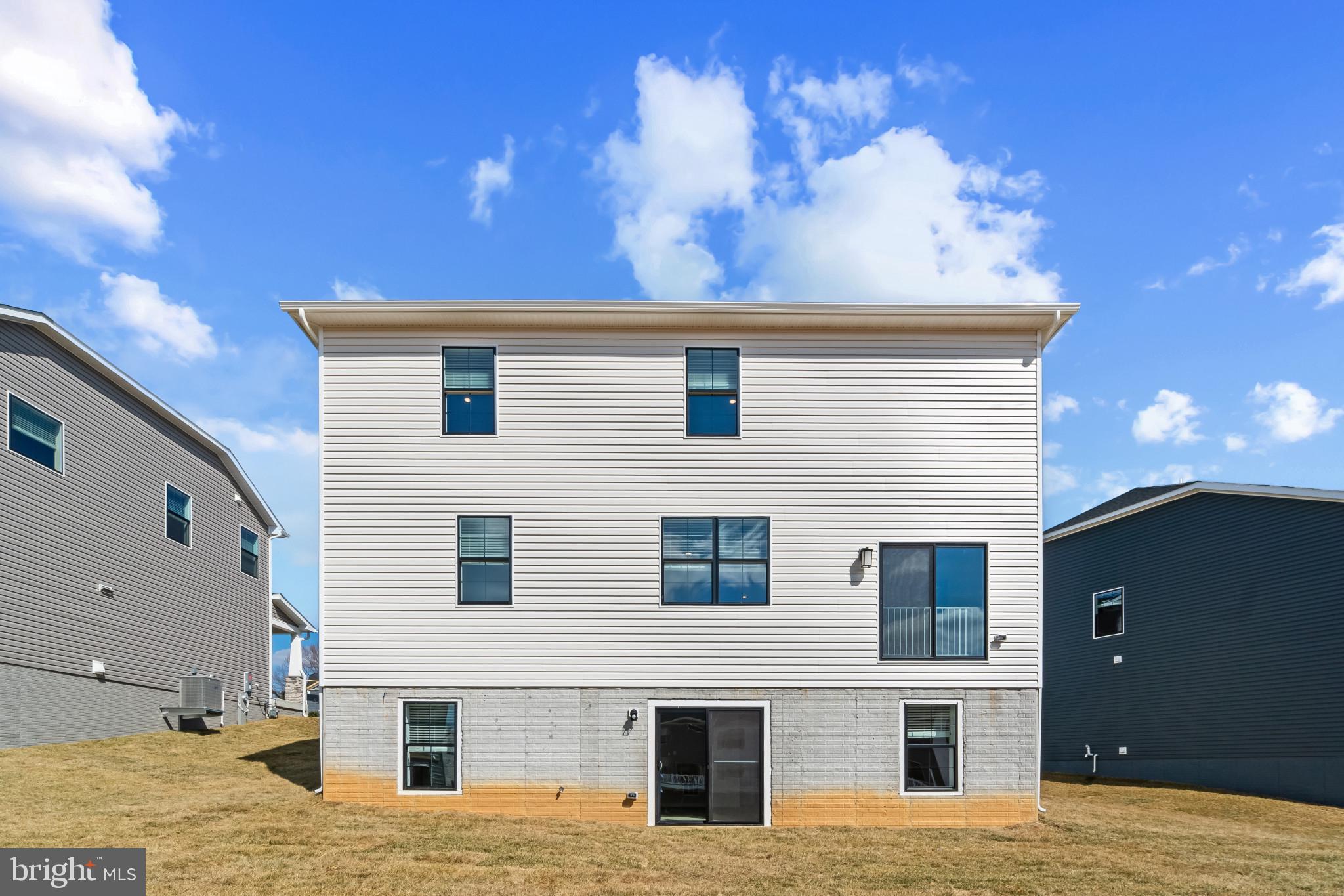 BEECHWOOD MANOR - Residential