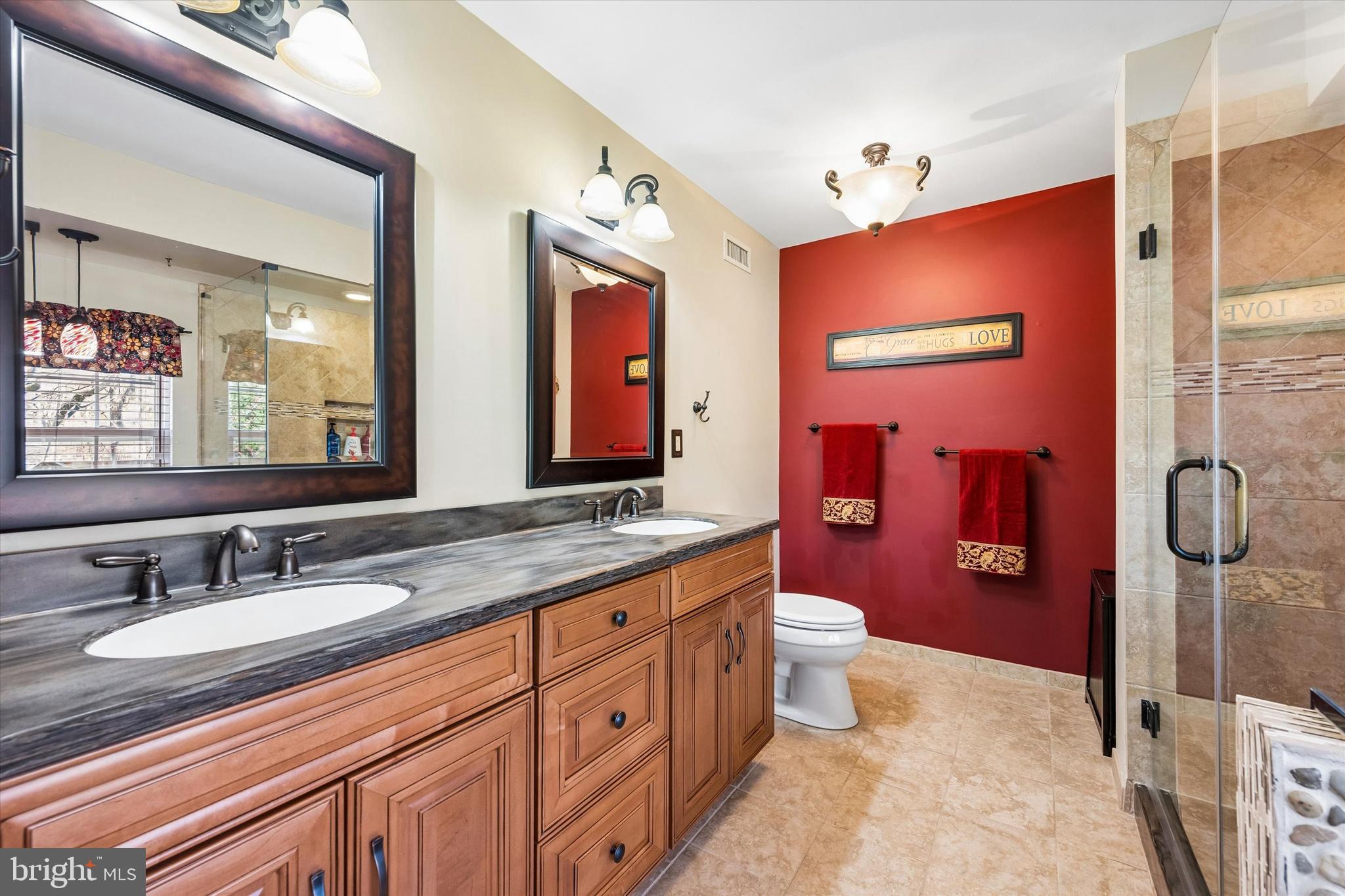 STRASBURG HUNT - Residential