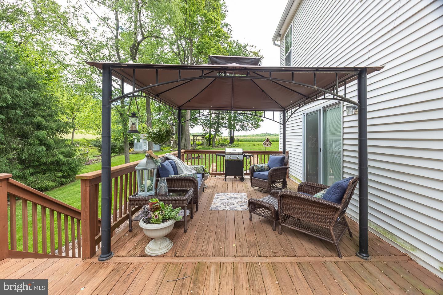 STRASBURG HUNT - Residential