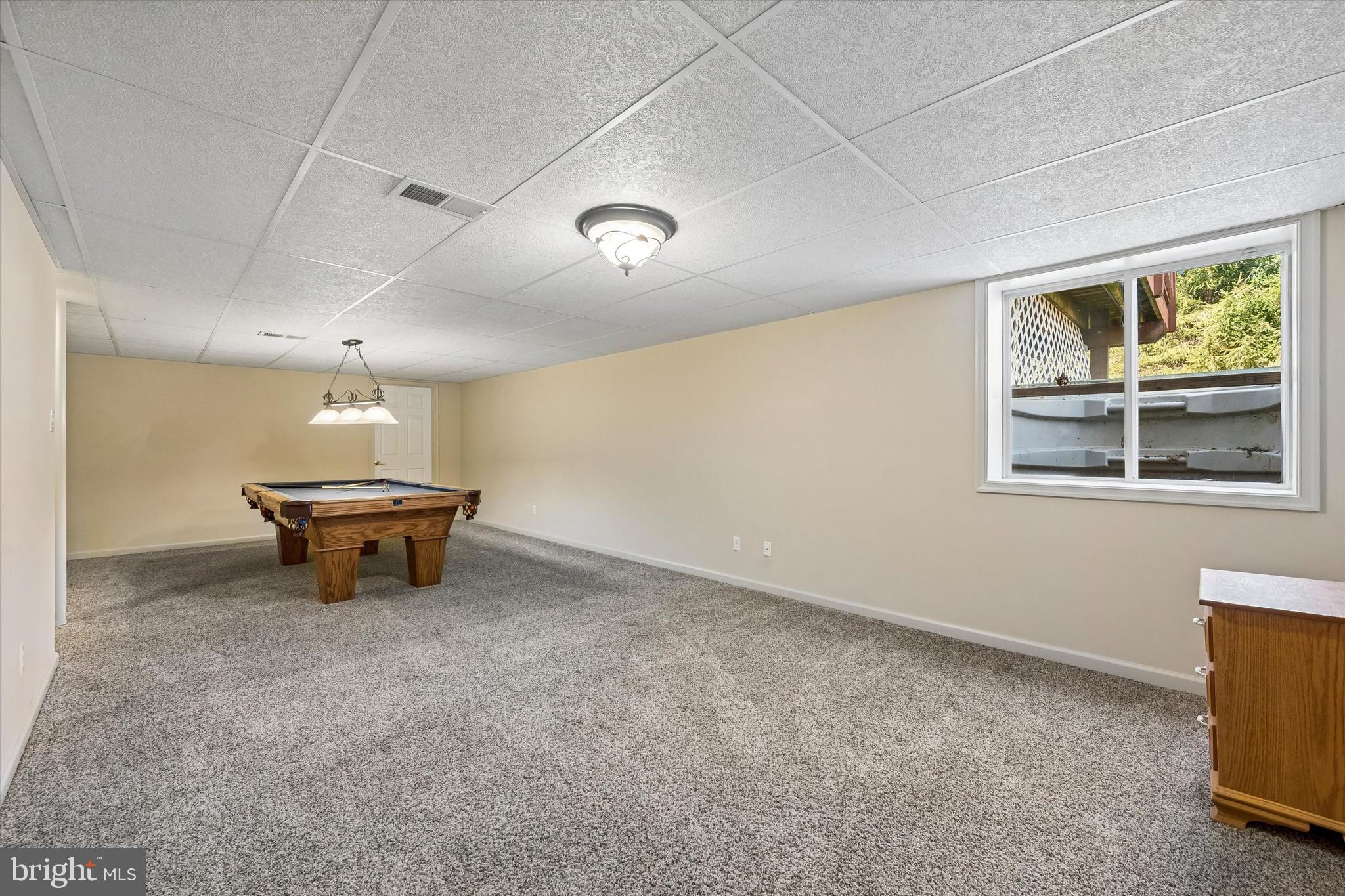 STRASBURG HUNT - Residential